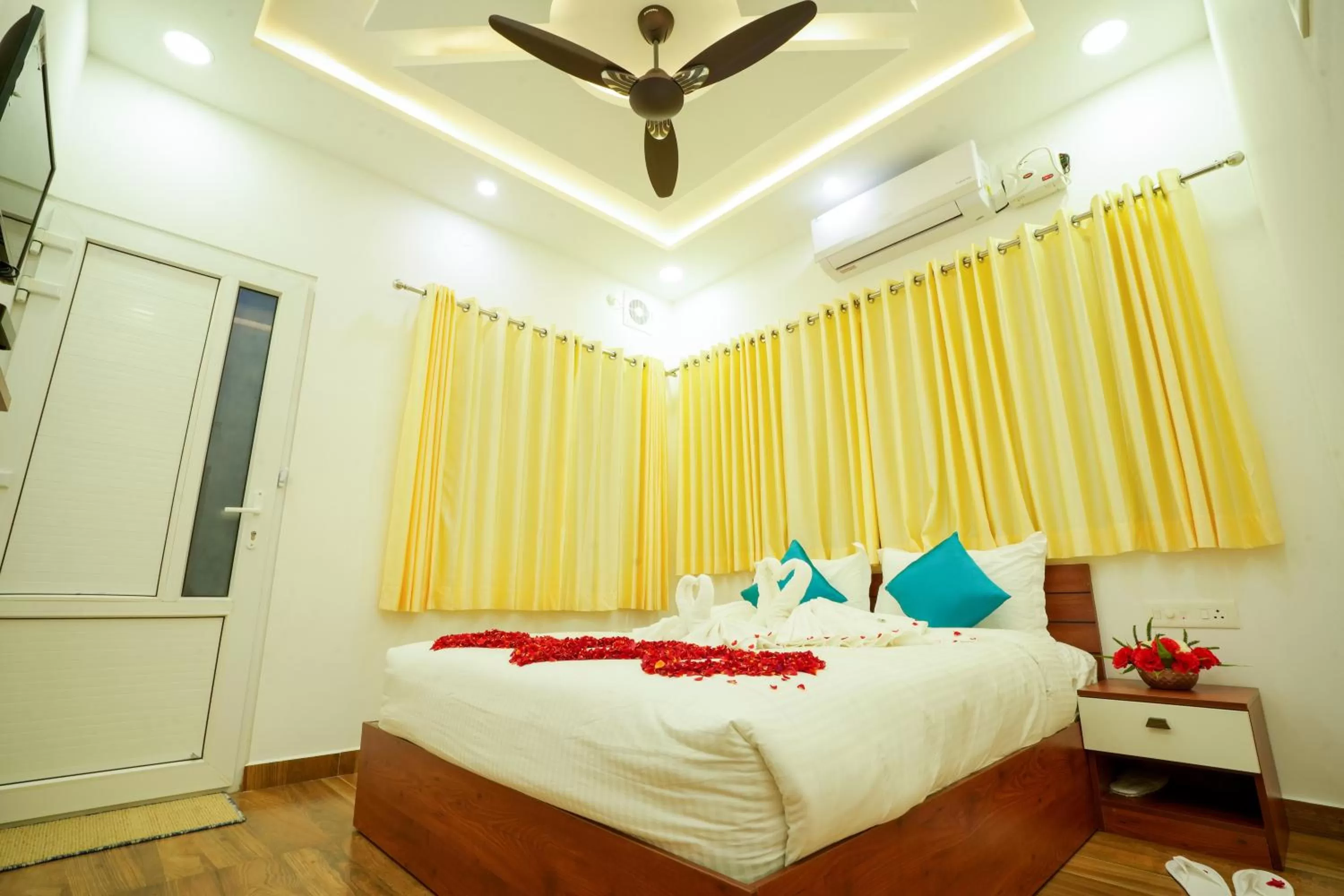 Bed in Misty Range Resorts