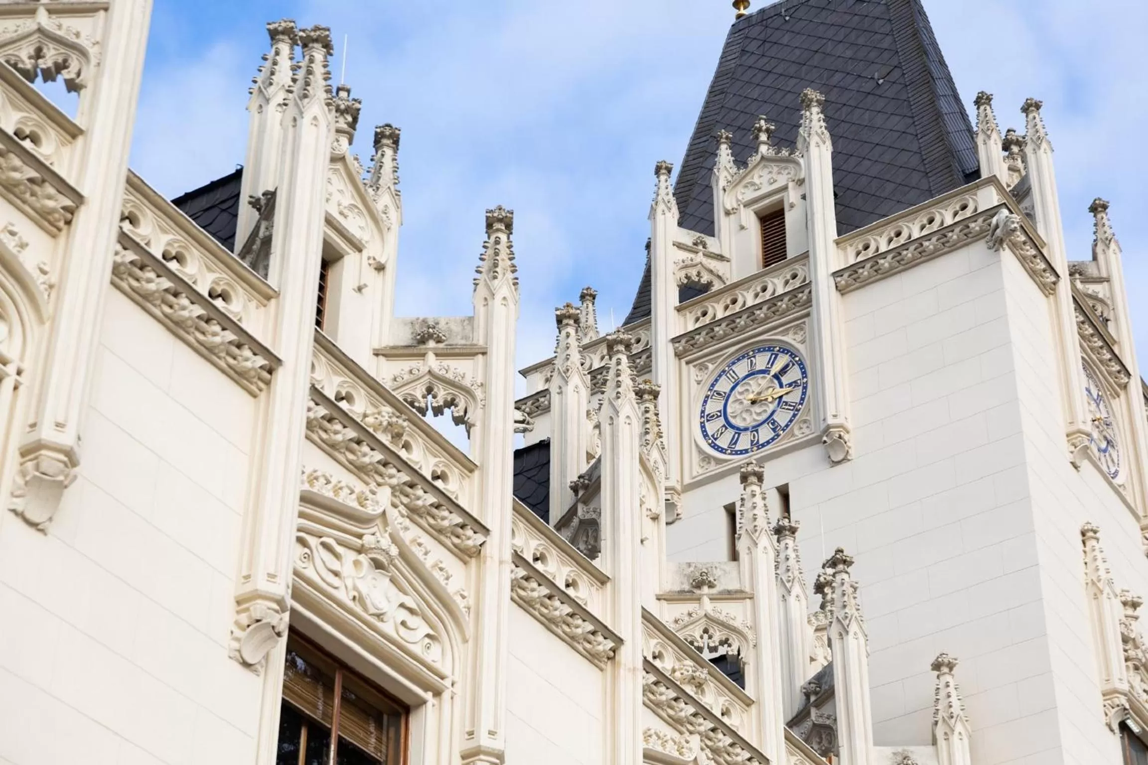 Property building in Hotel Schloss Hernstein