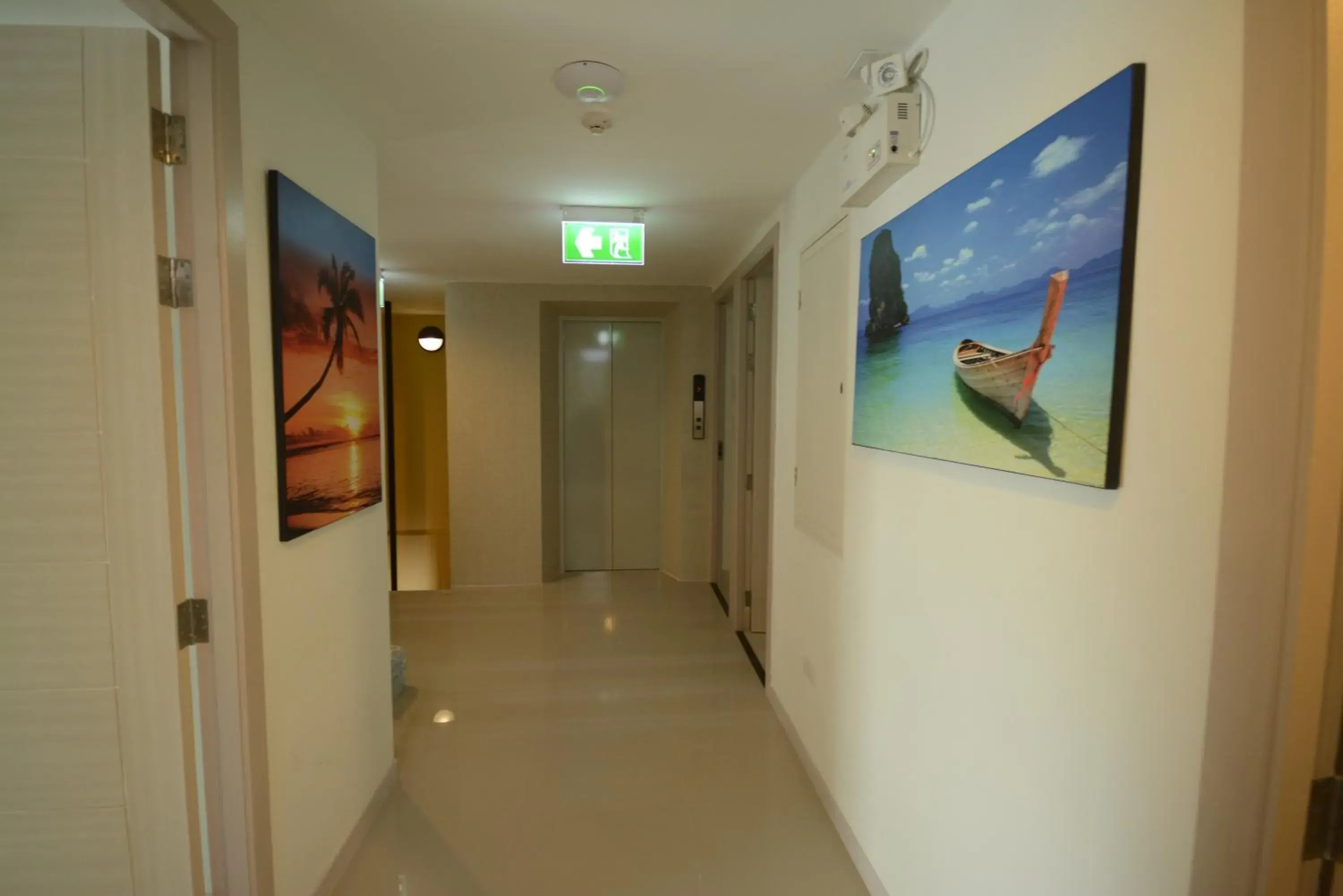 Facade/entrance in The Patong Center Hotel Facade/entrance in The Patong Center Hotel