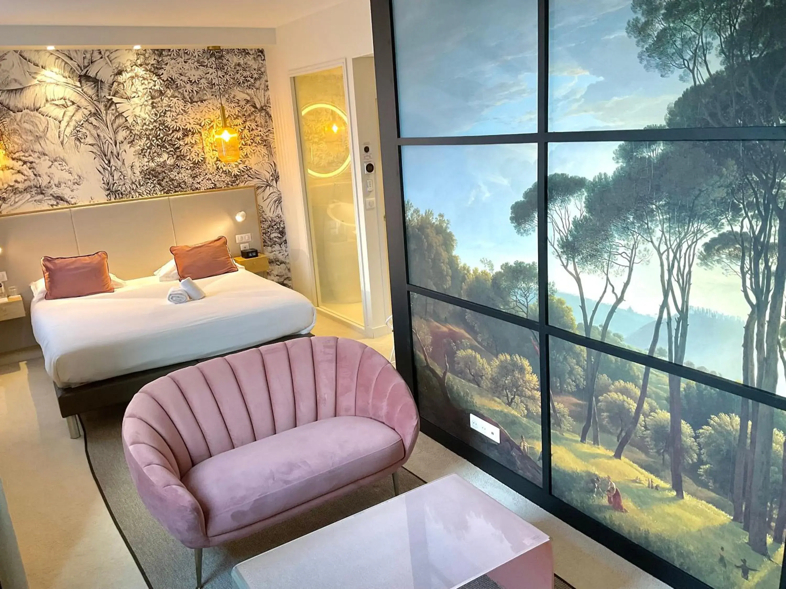 Bedroom in Brit Hotel Ker Lann Aeroport