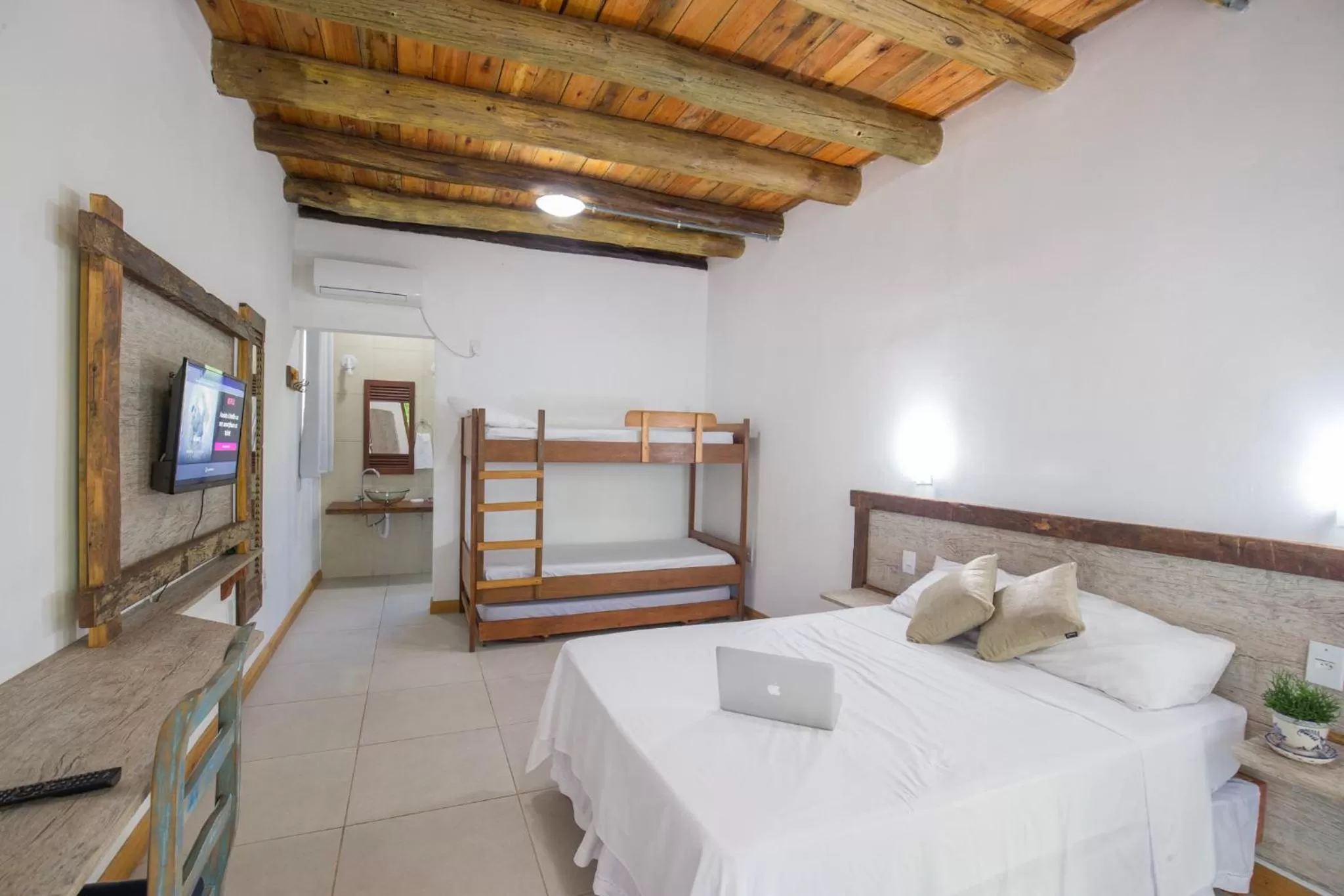 Bunk Bed in Hotel Chácara das Flores