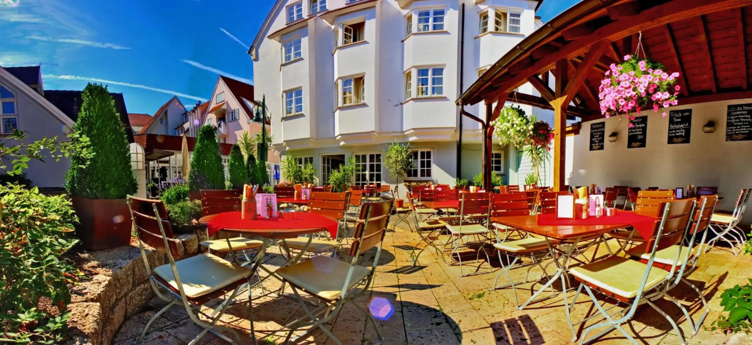 Balcony/Terrace, Restaurant/Places to Eat in Hotel zum Ochsen