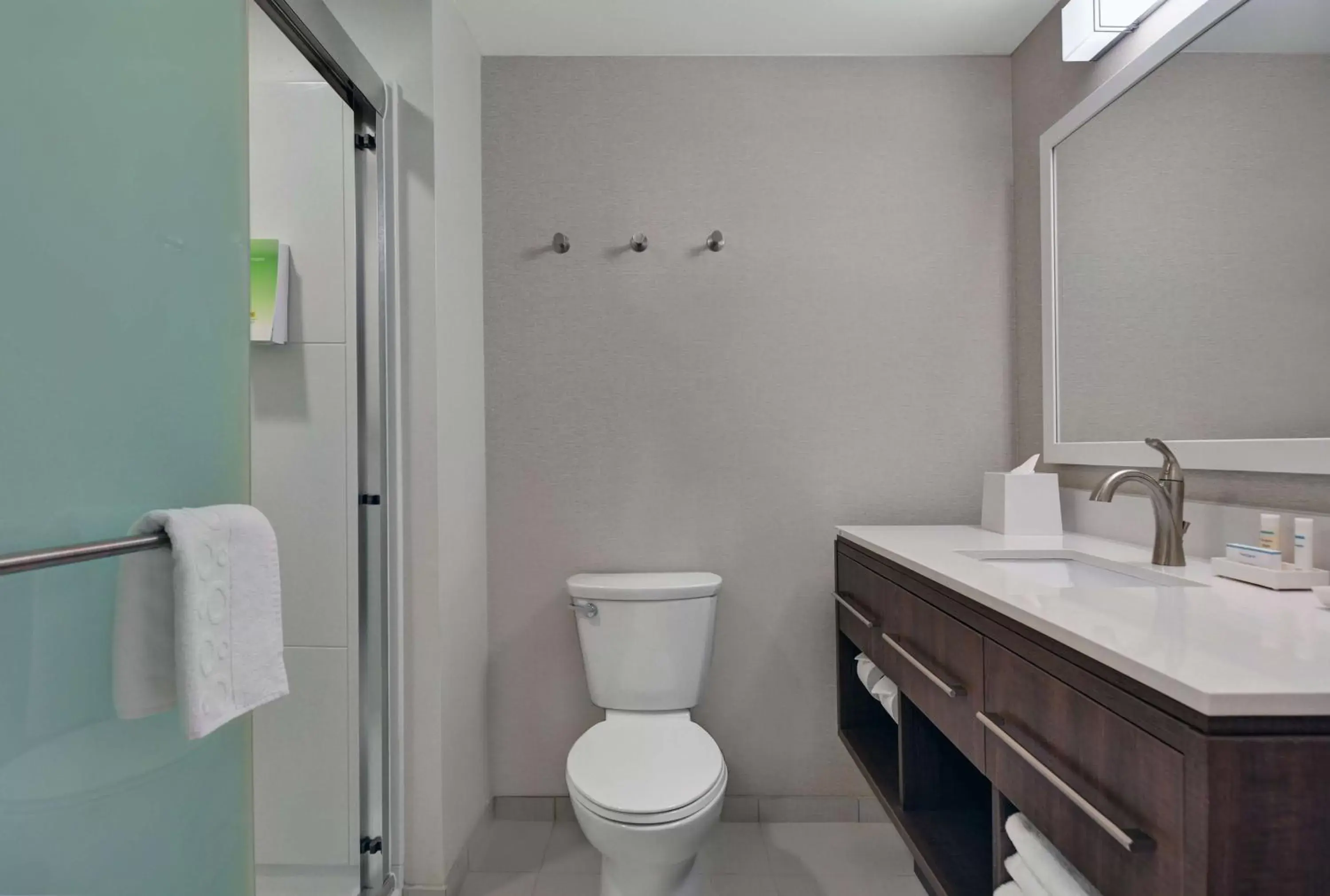 Bathroom in Home2 Suites By Hilton Melbourne Viera