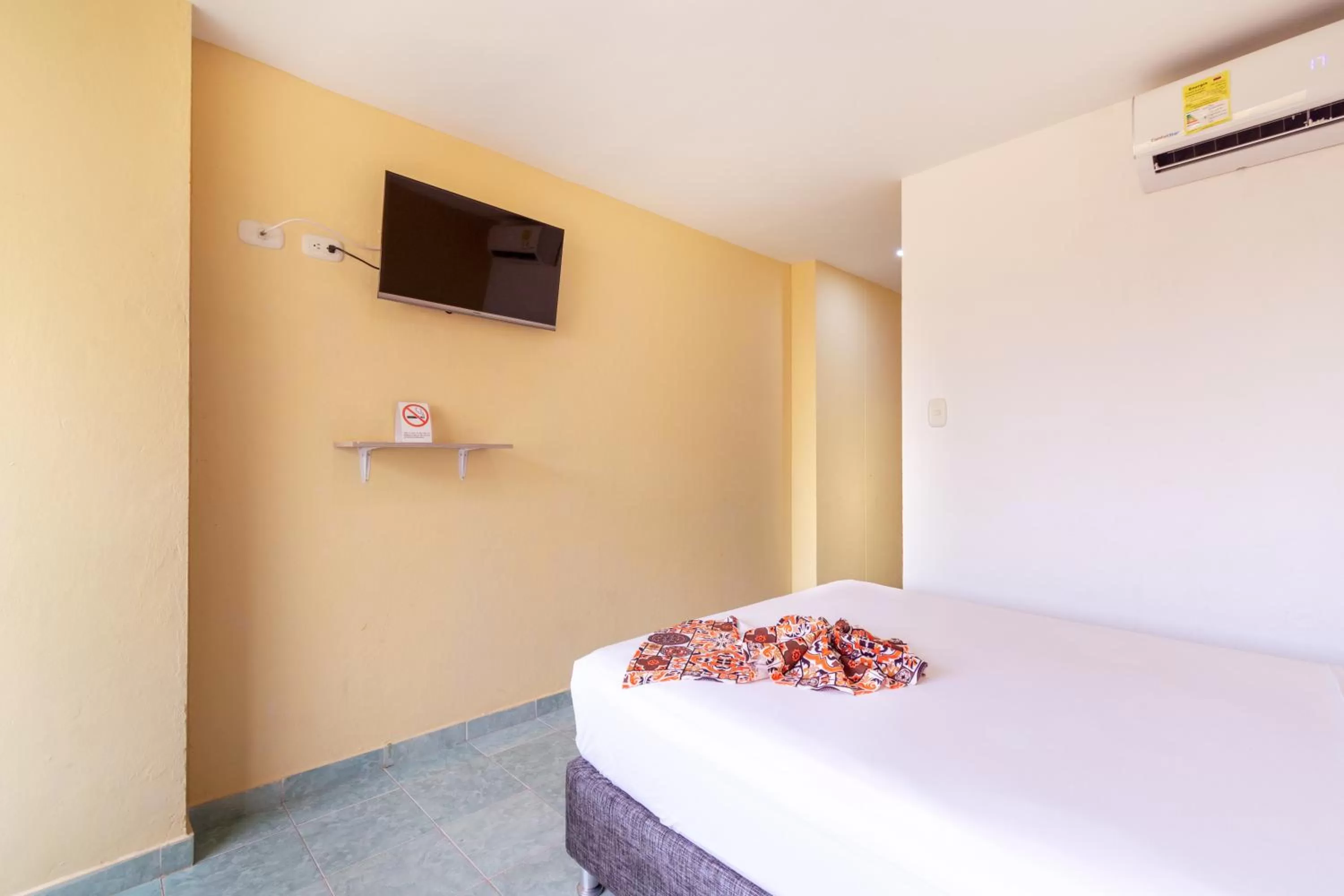 Photo of the whole room, Bed in Hotel Portobahia Santa Marta Rodadero