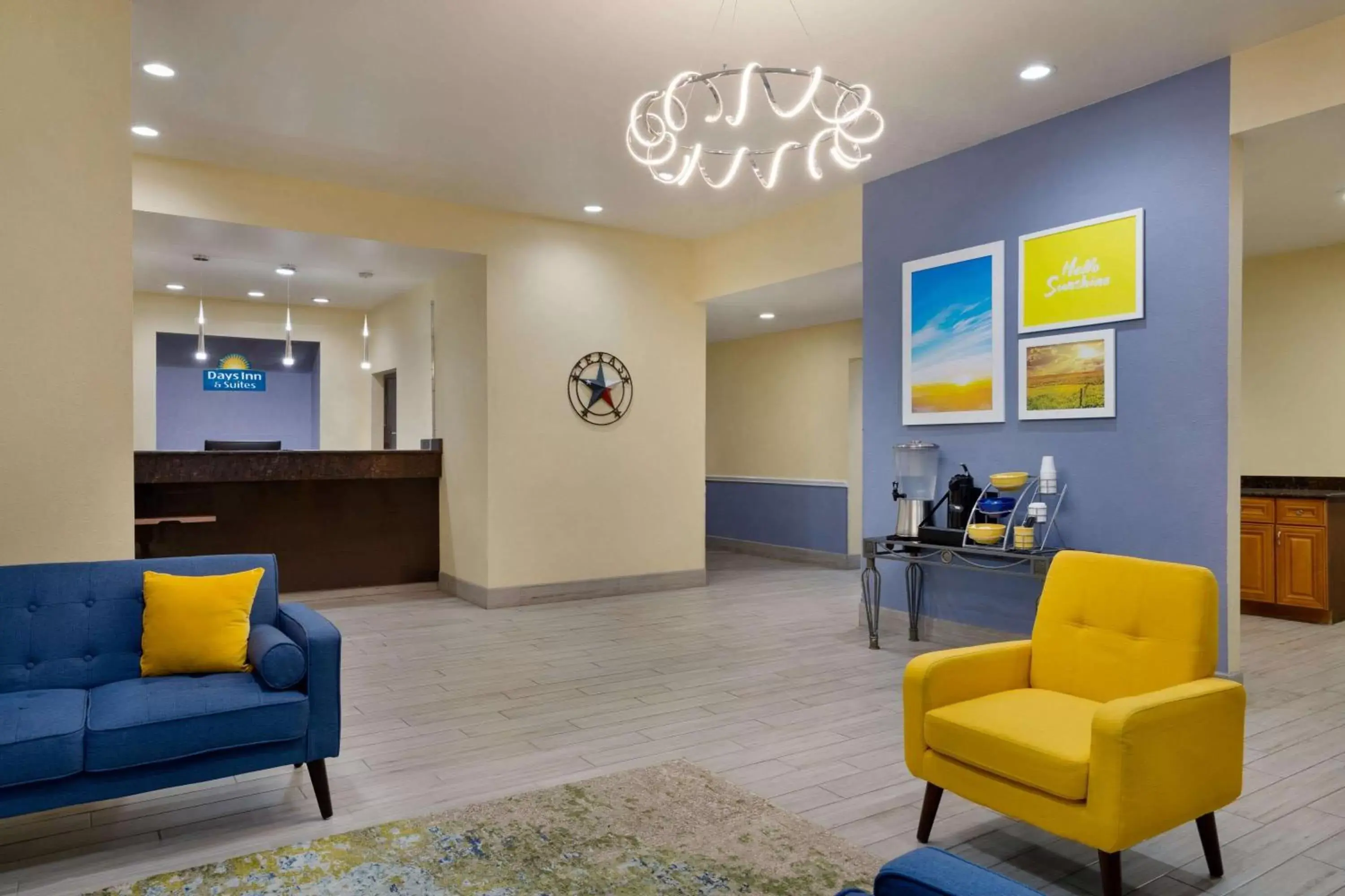 Lobby or reception, Lobby/Reception in Days Inn & Suites by Wyndham DFW Airport South-Euless