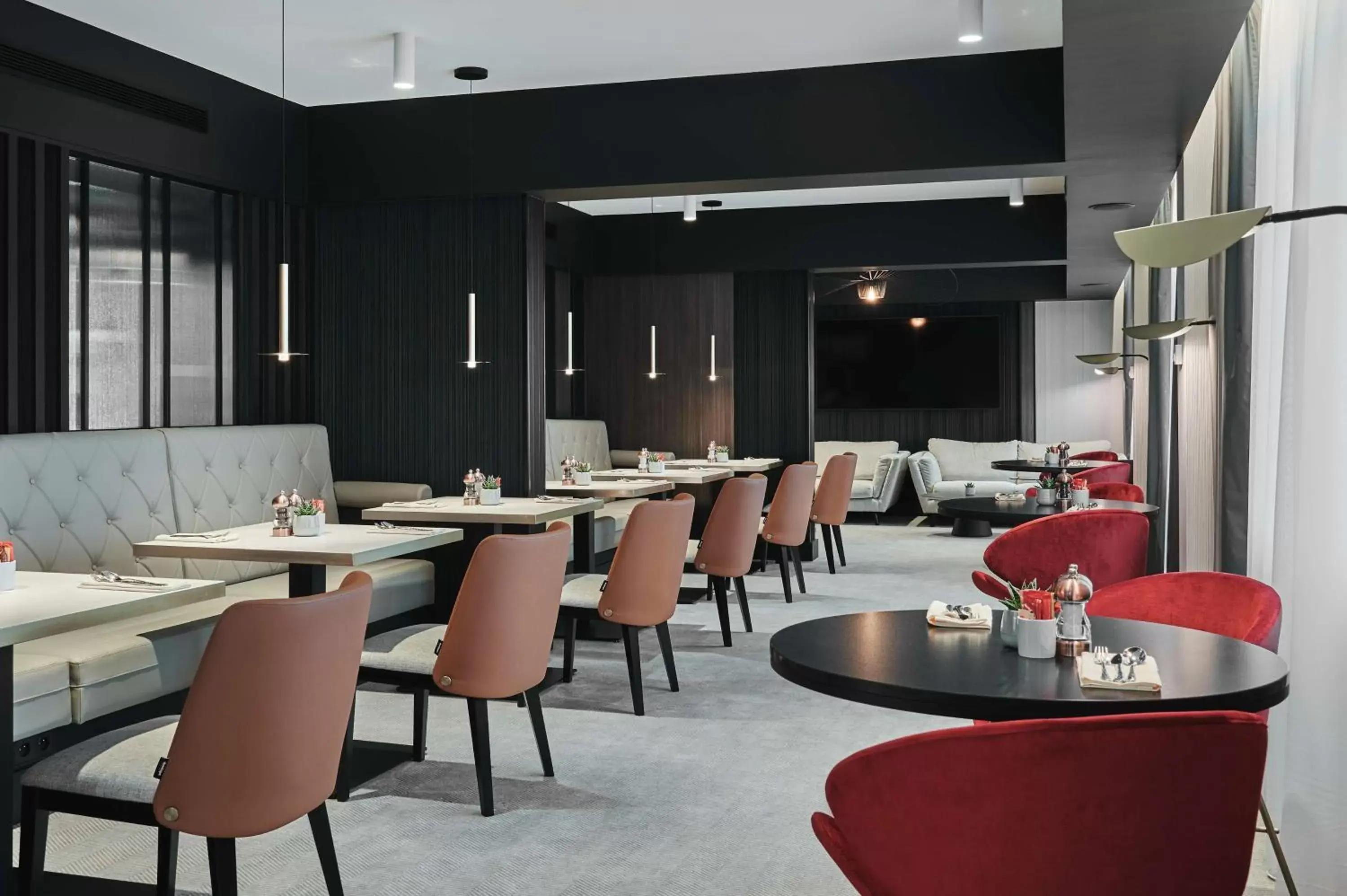 Lounge or bar, Restaurant/Places to Eat in Radisson Collection Hotel, Warsaw