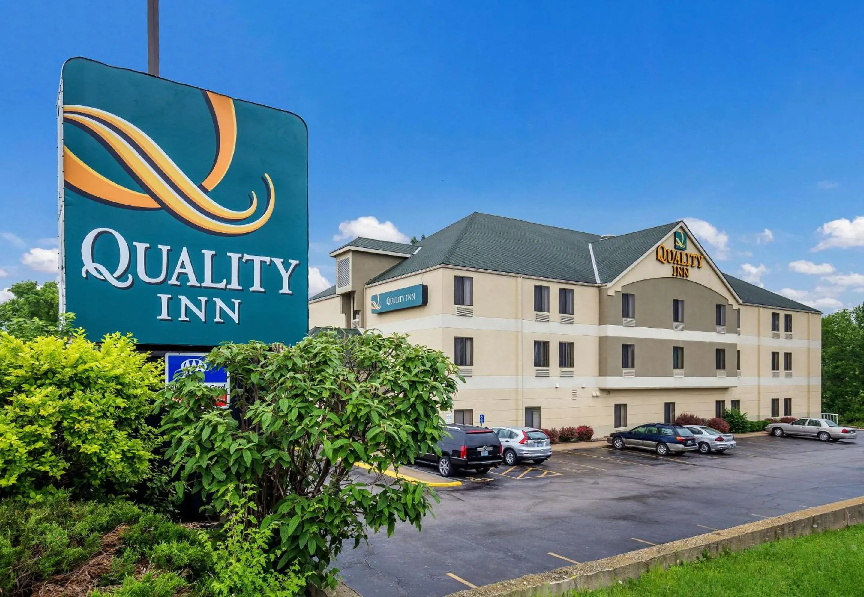 Property building in Quality Inn I-70 Near Kansas Speedway