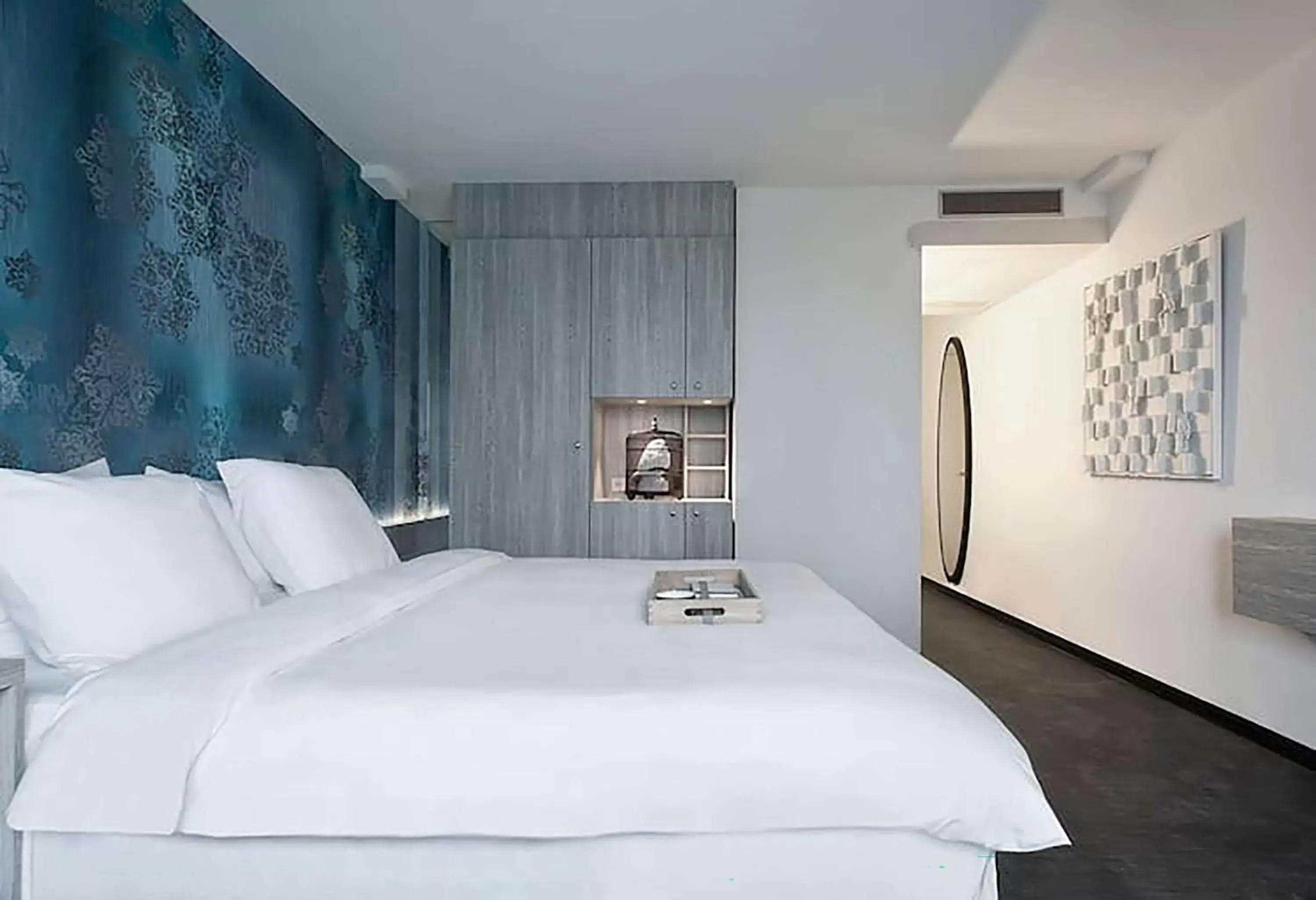 Bed in Mainport Design Hotel
