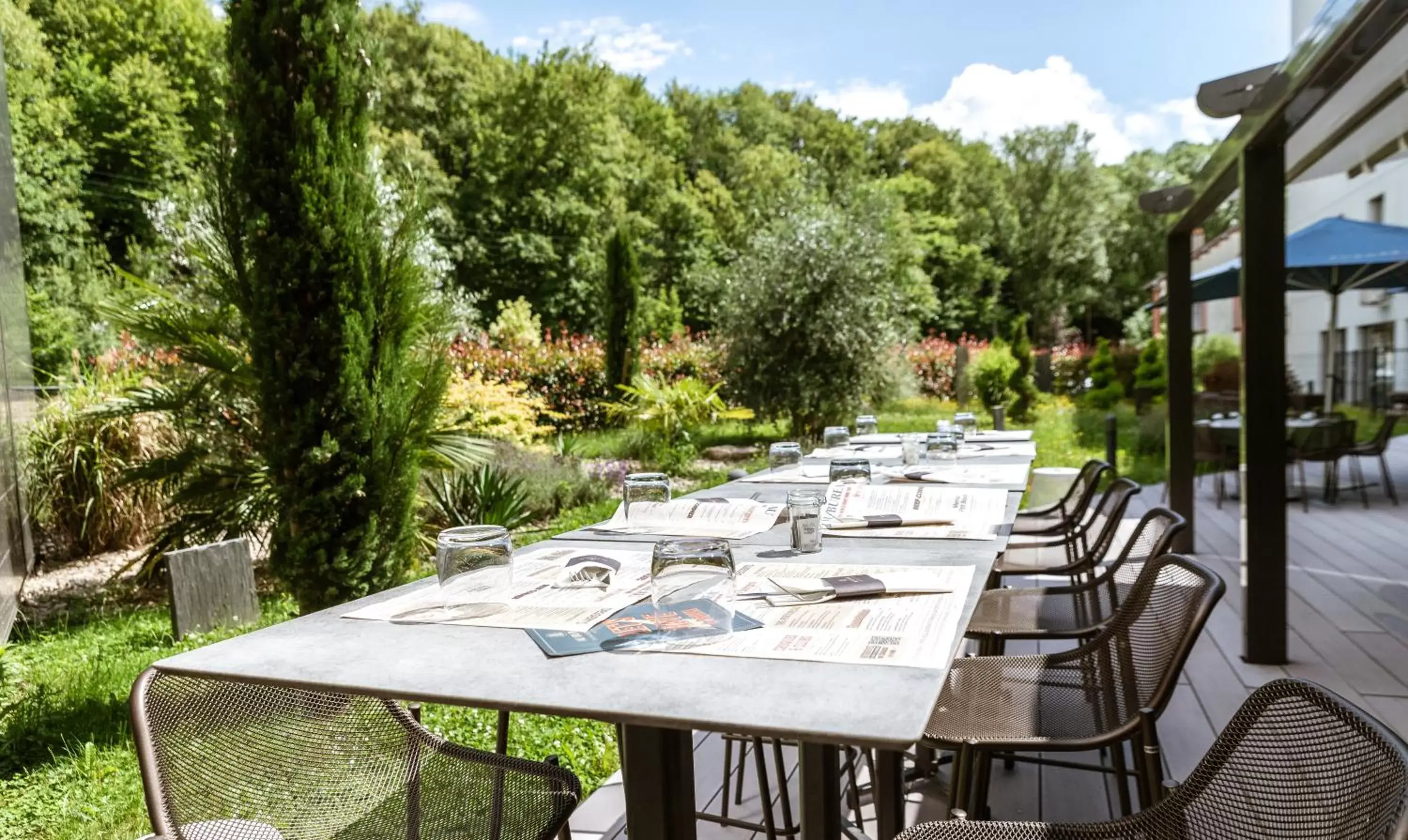 Patio, Restaurant/Places to Eat in Mercure Belfort Centre