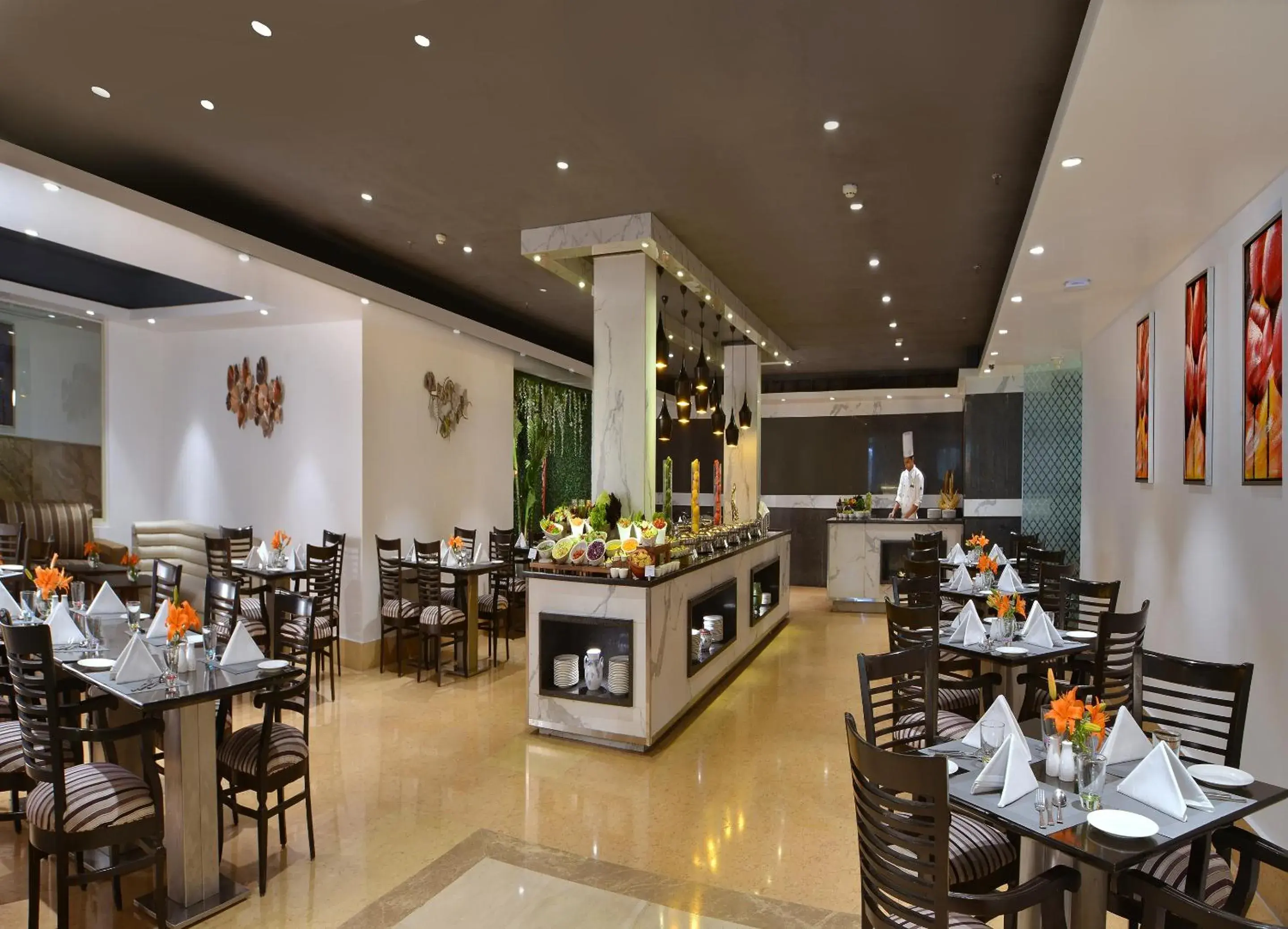 Restaurant/places to eat in Taurus Sarovar Portico Restaurant/places to eat in Taurus Sarovar Portico