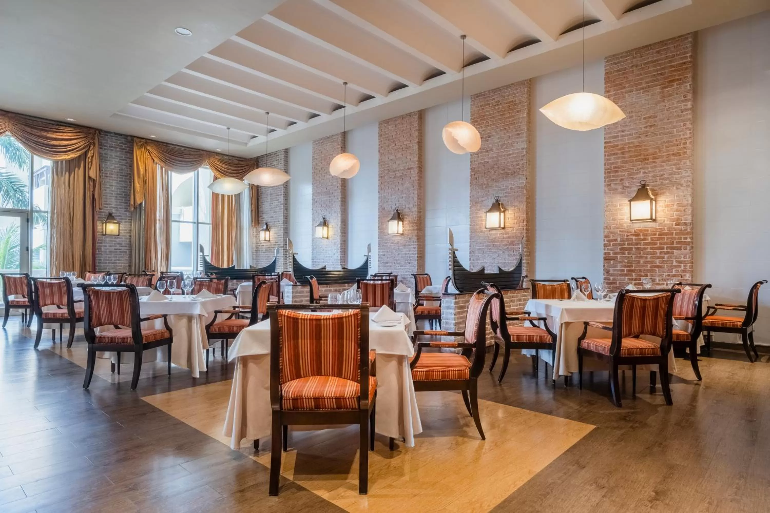 Restaurant/places to eat in Iberostar Grand Rose Hall