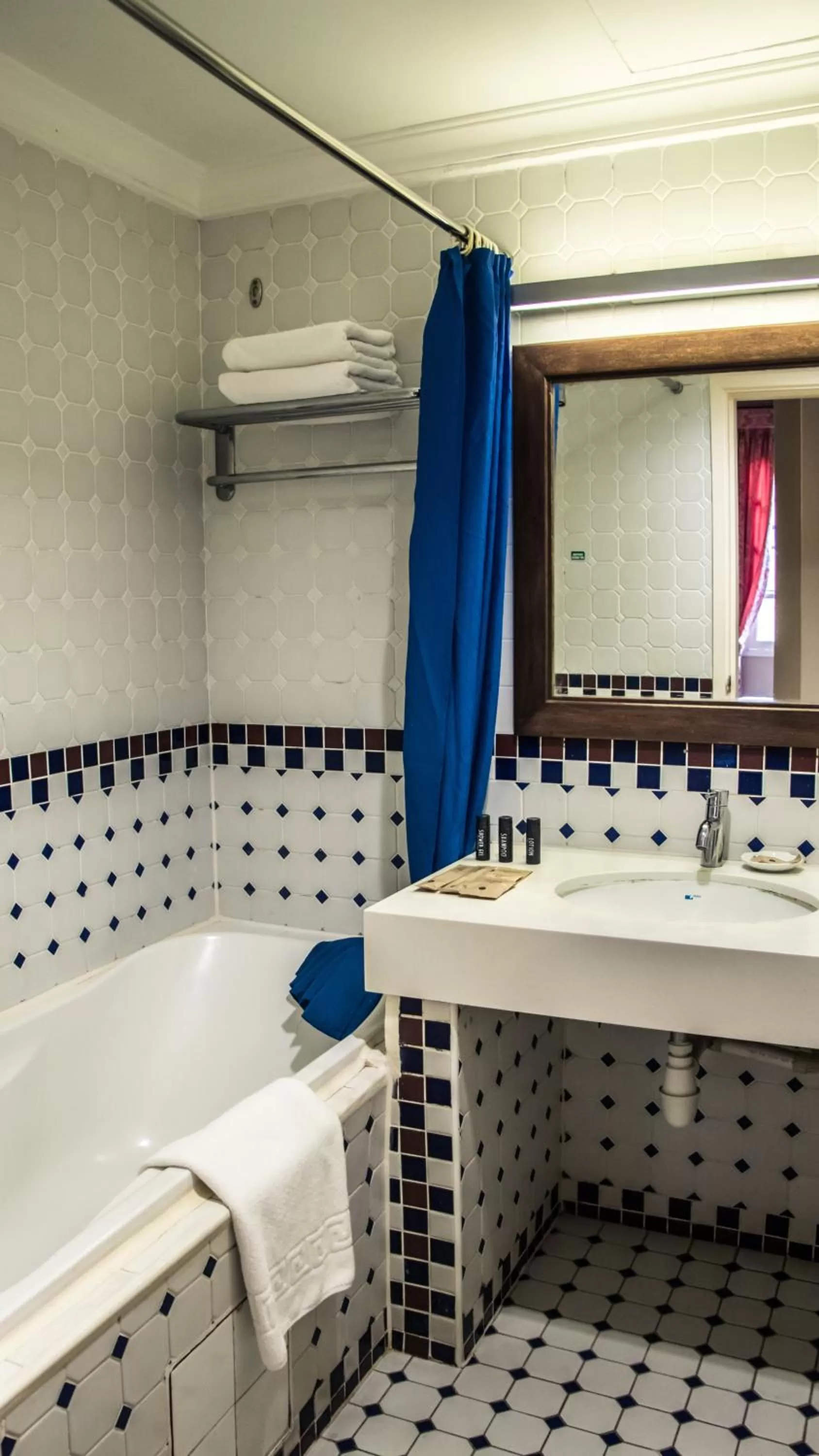 Shower in Colmar Tropicale