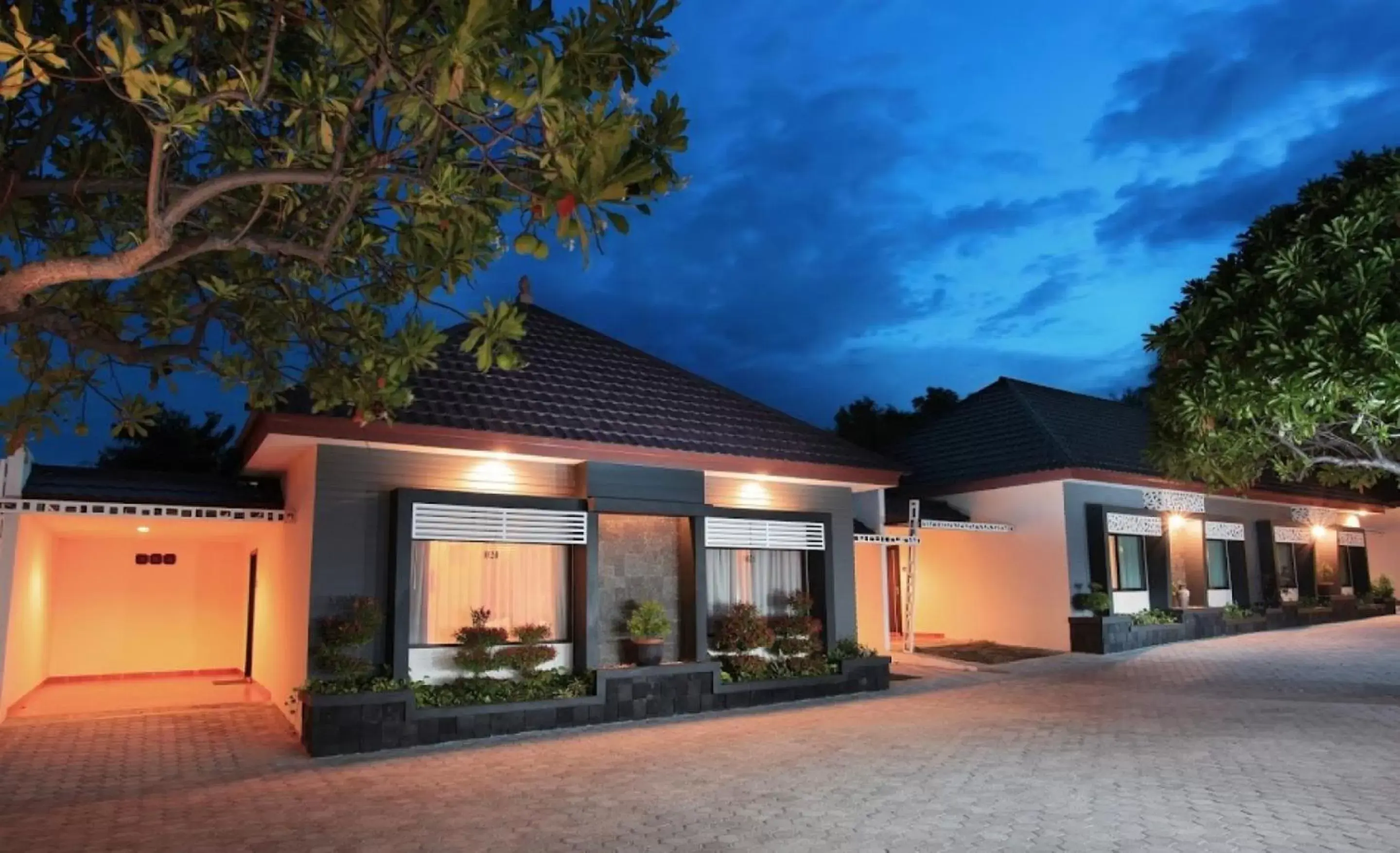 Property building in Swiss-Belhotel Silae Palu Property building in Swiss-Belhotel Silae Palu