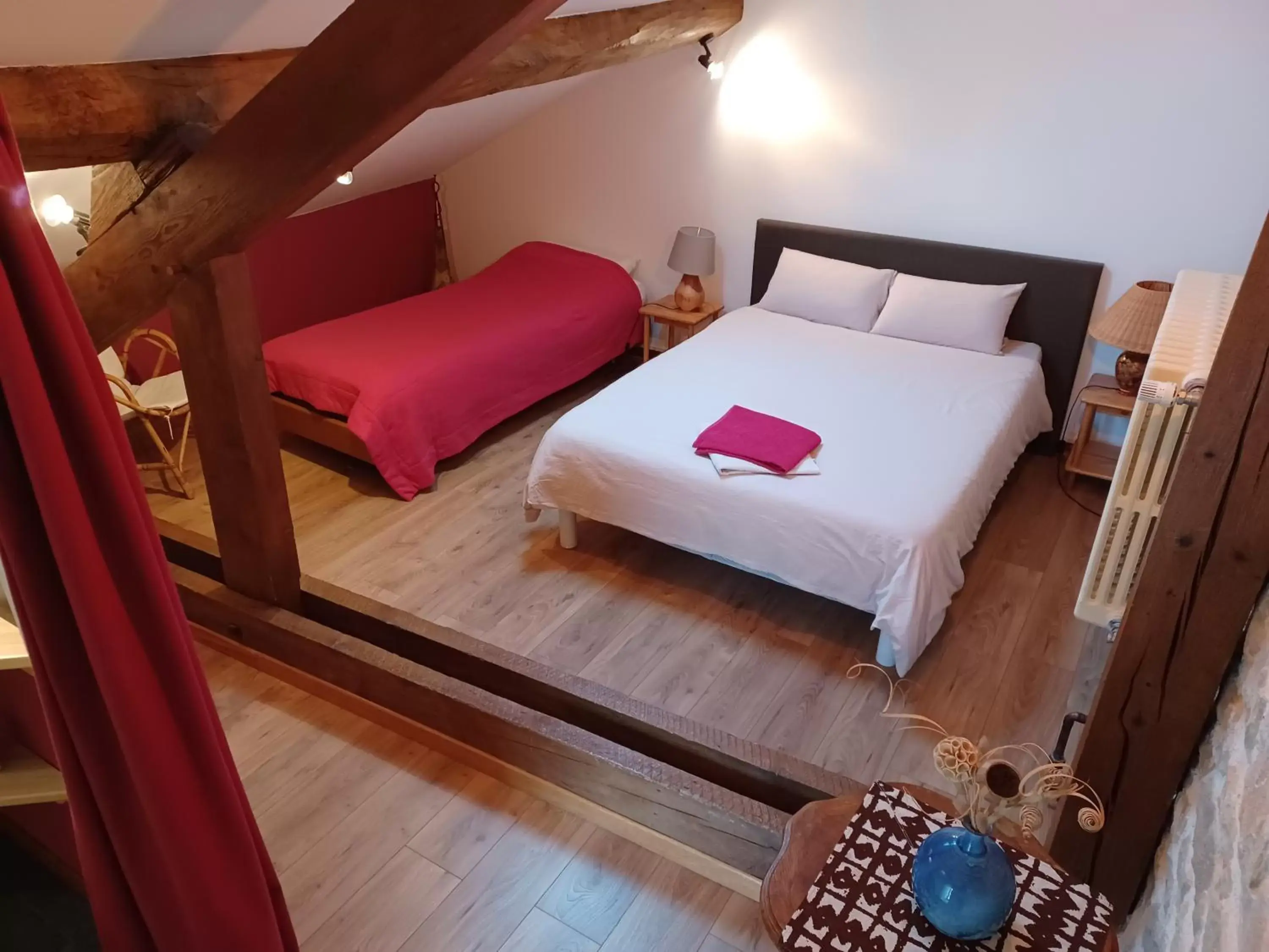 Photo of the whole room, Bed in 2 chambres privées au calme à la Maison des Bambous