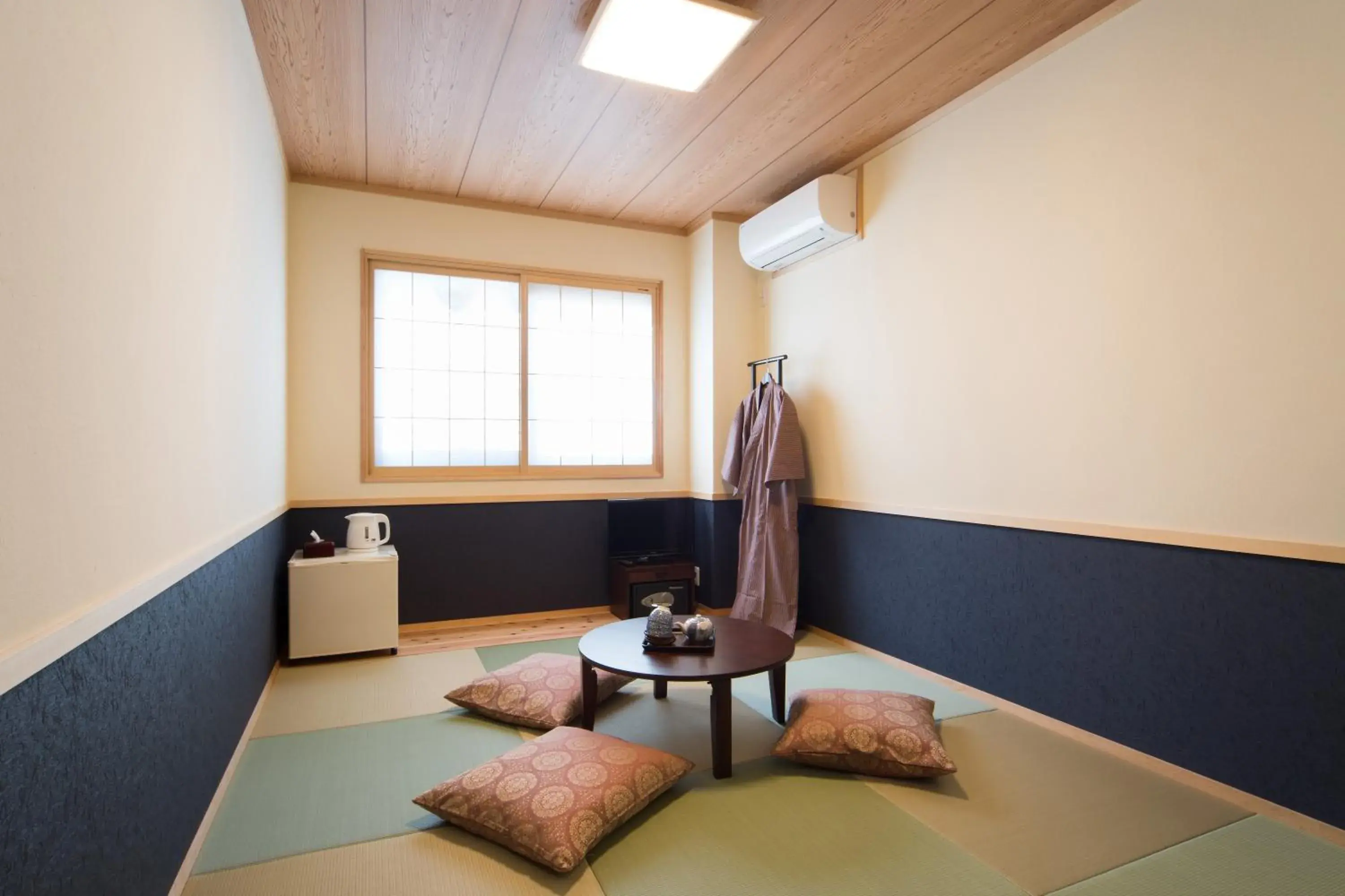 Bathroom, Seating Area in Ebisu Ryokan