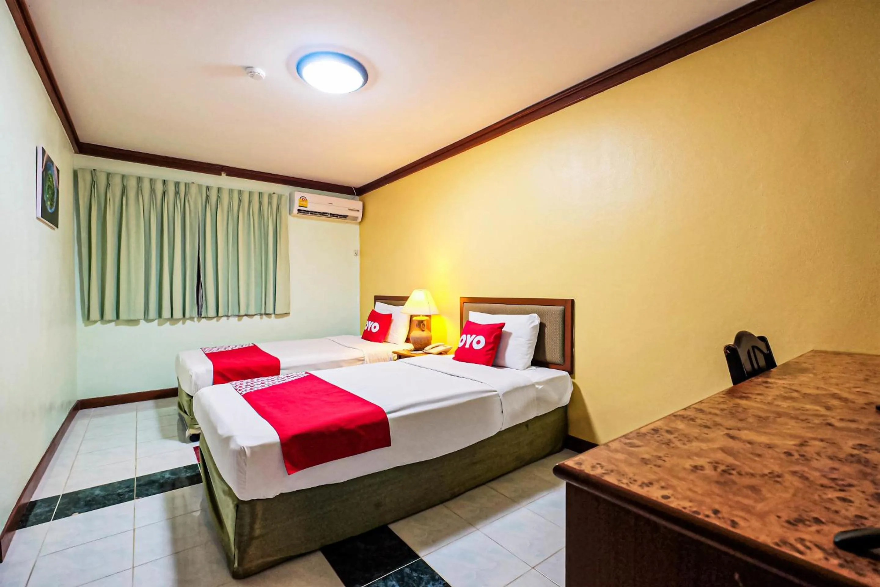 Superior Twin Room in The Green Mansion Hotel - Patong Beach