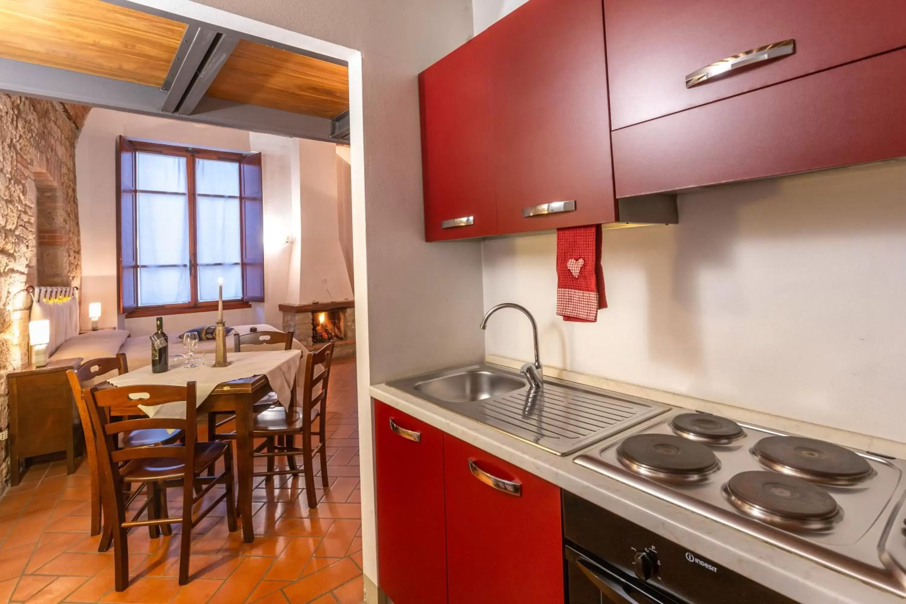 Kitchen or kitchenette, Kitchen/Kitchenette in Residenza d'Epoca Palazzo Malfatti