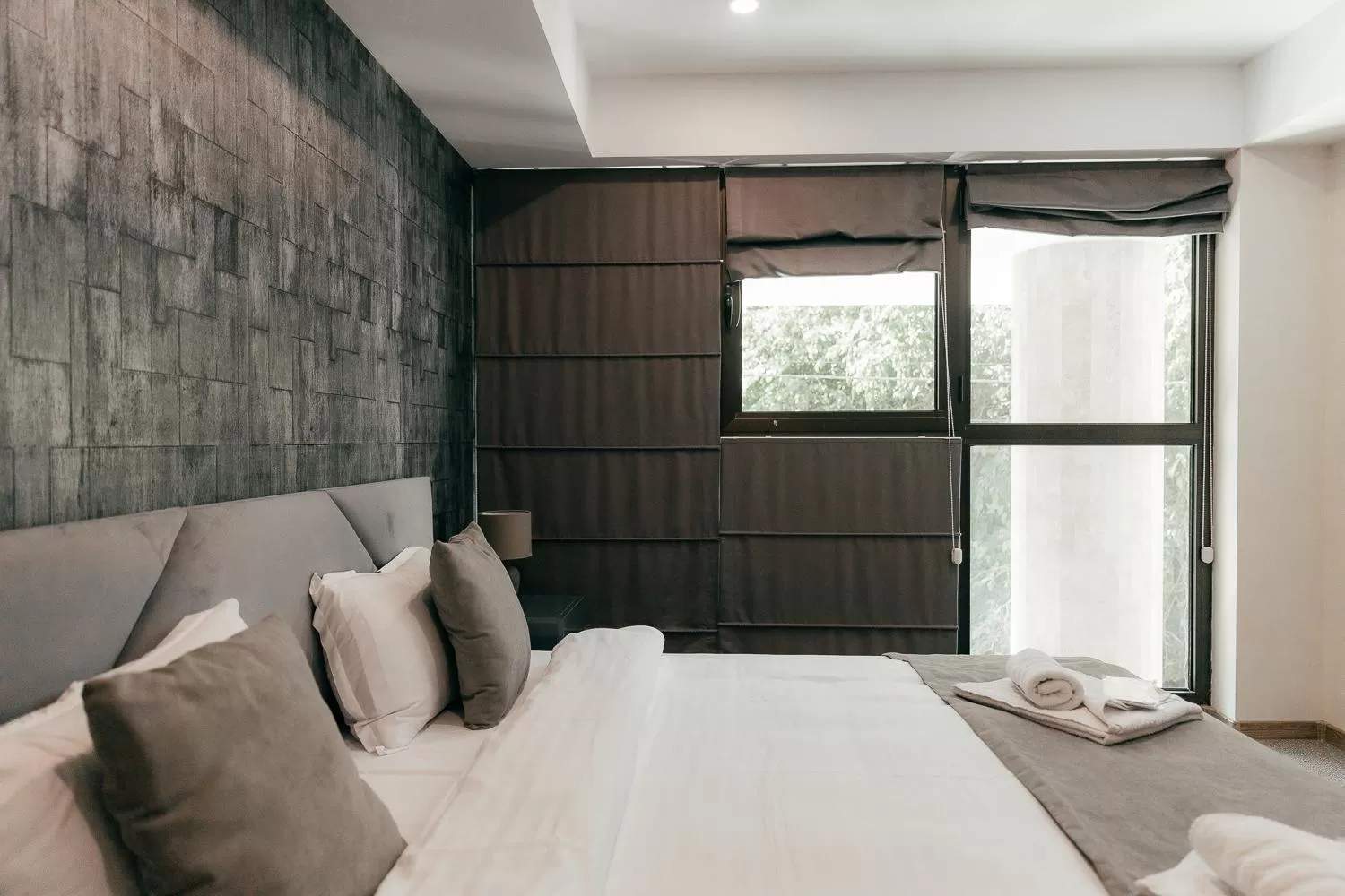 Bed in Royal Plaza Hotel