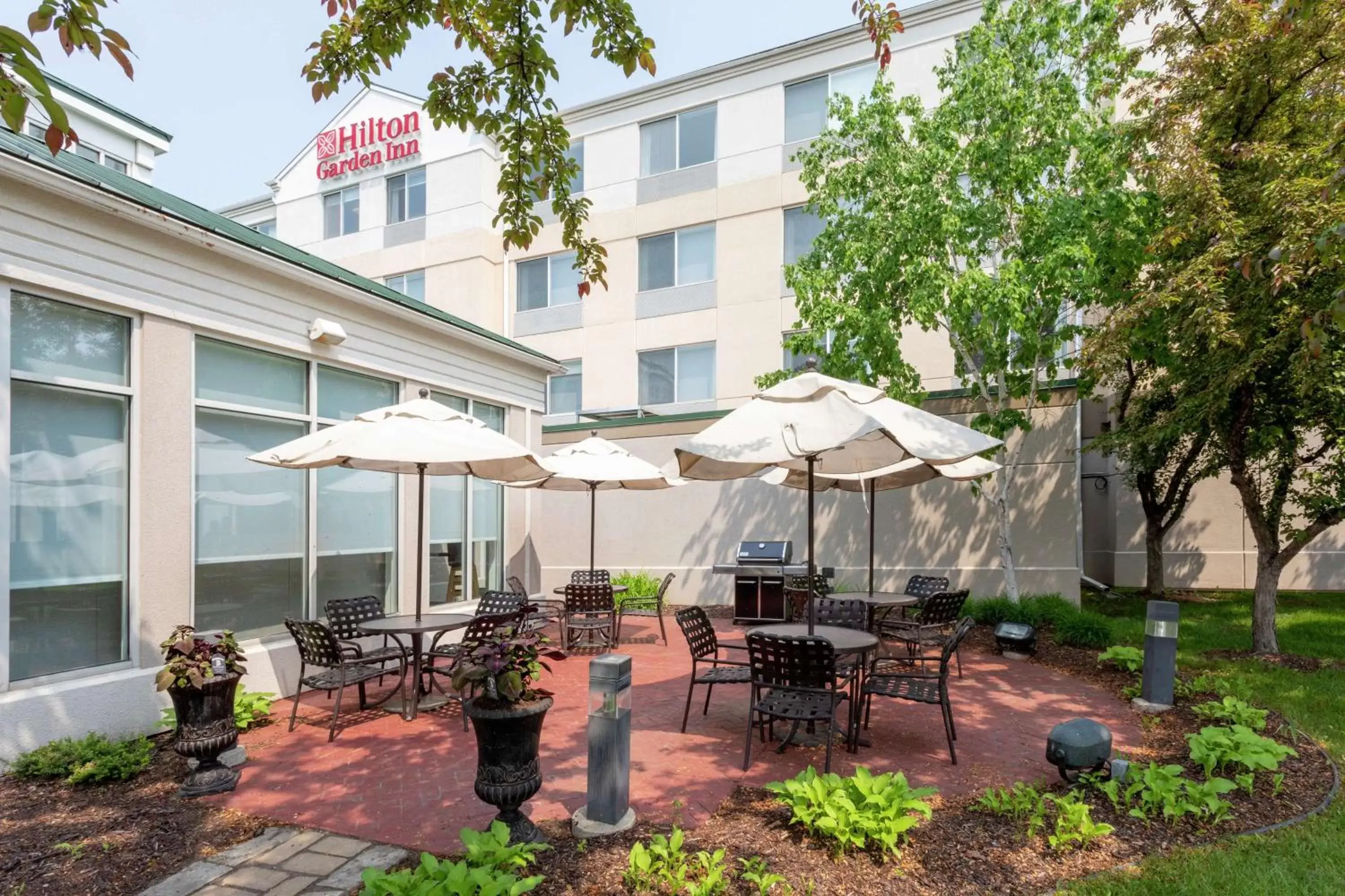 Dining area, Restaurant/Places to Eat in Hilton Garden Inn Minneapolis Saint Paul-Shoreview