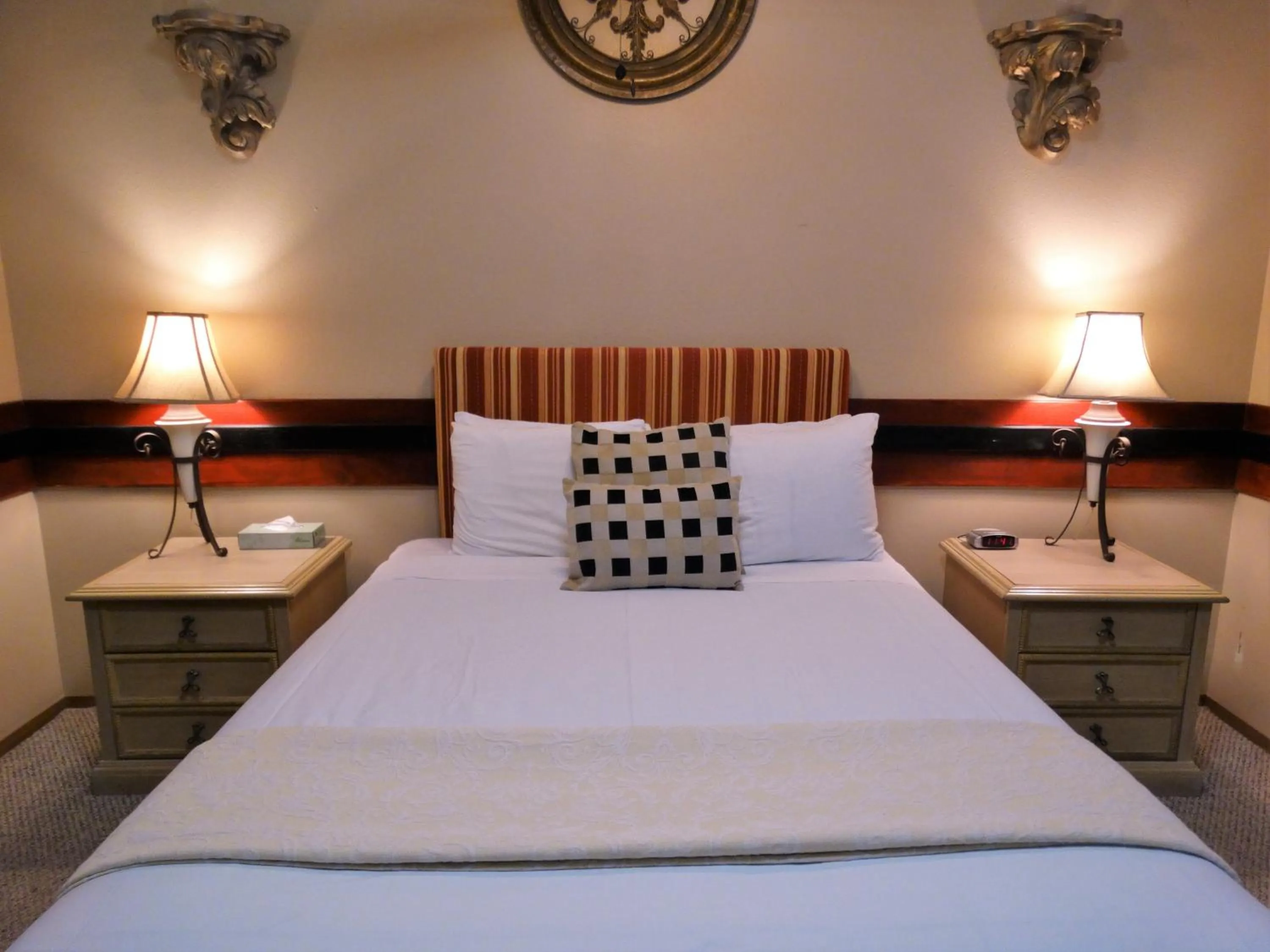 Bedroom, Bed in Lokahi Lodge