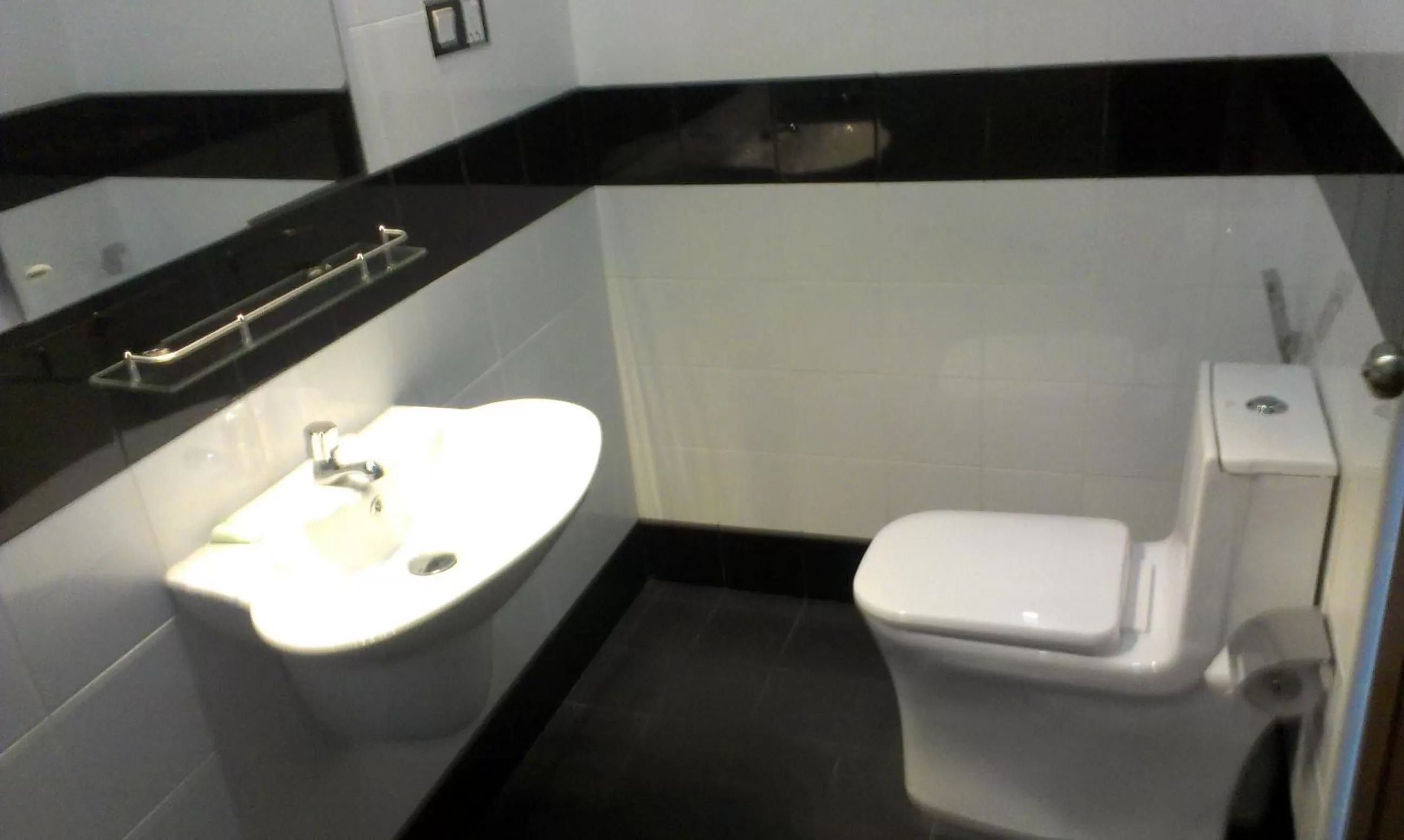 Bathroom in Eagle's Residence