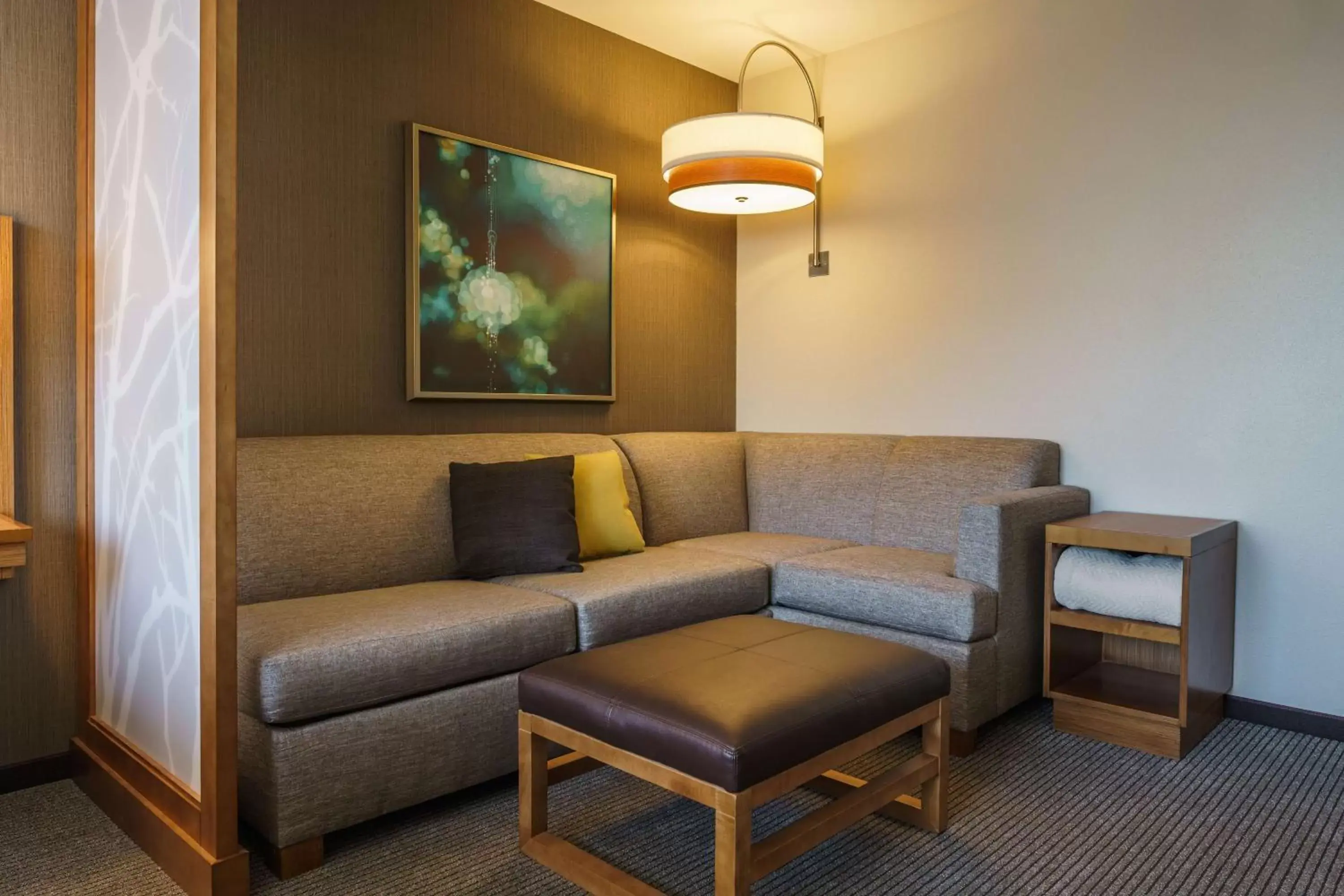 Photo of the whole room, Seating Area in Hyatt Place Houston Galleria