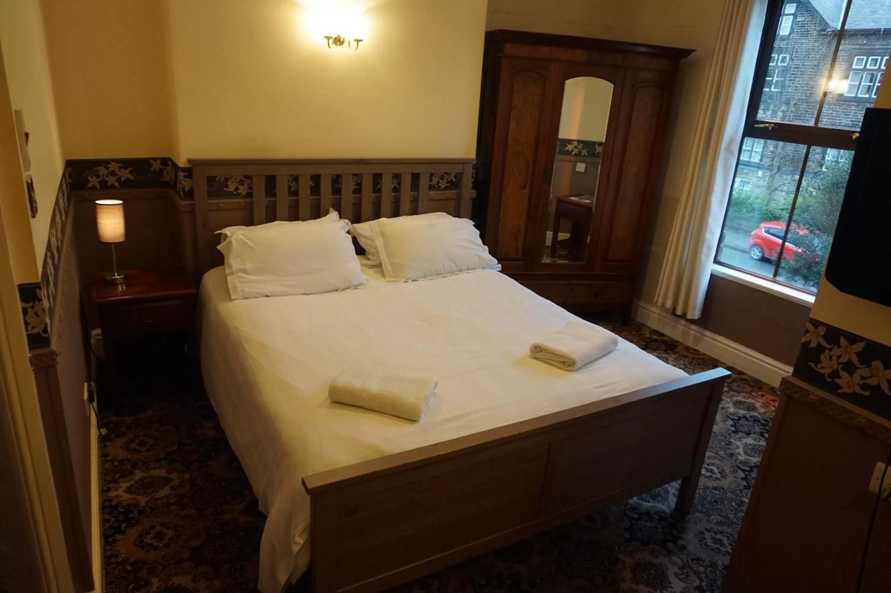 Bedroom, Bed in The Butlers Hotel