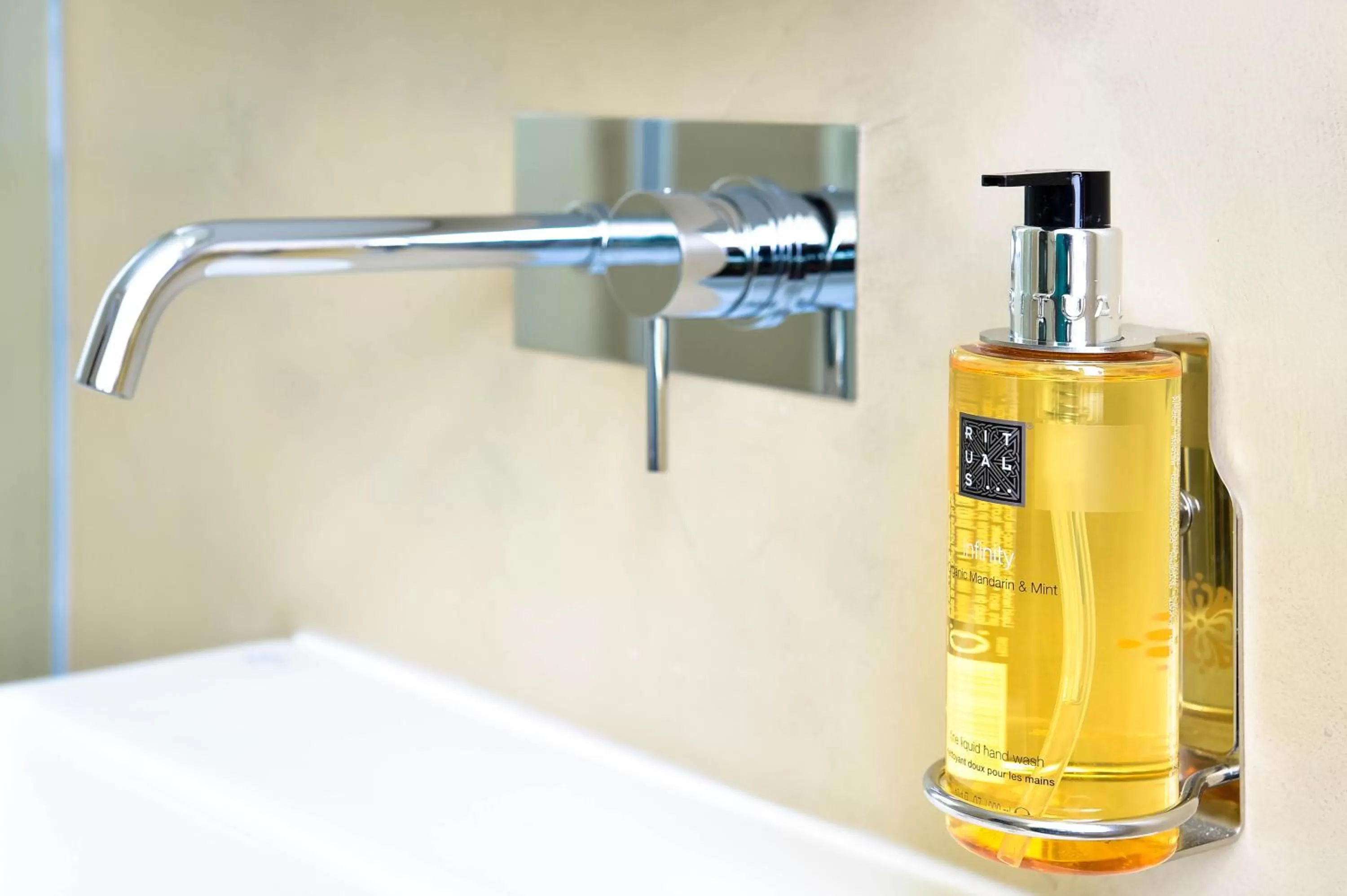 Bathroom in My Story Hotel Augusta