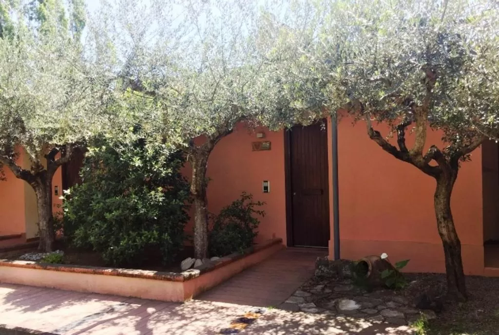 Facade/entrance in Locanda di Alia - b&b hotel -