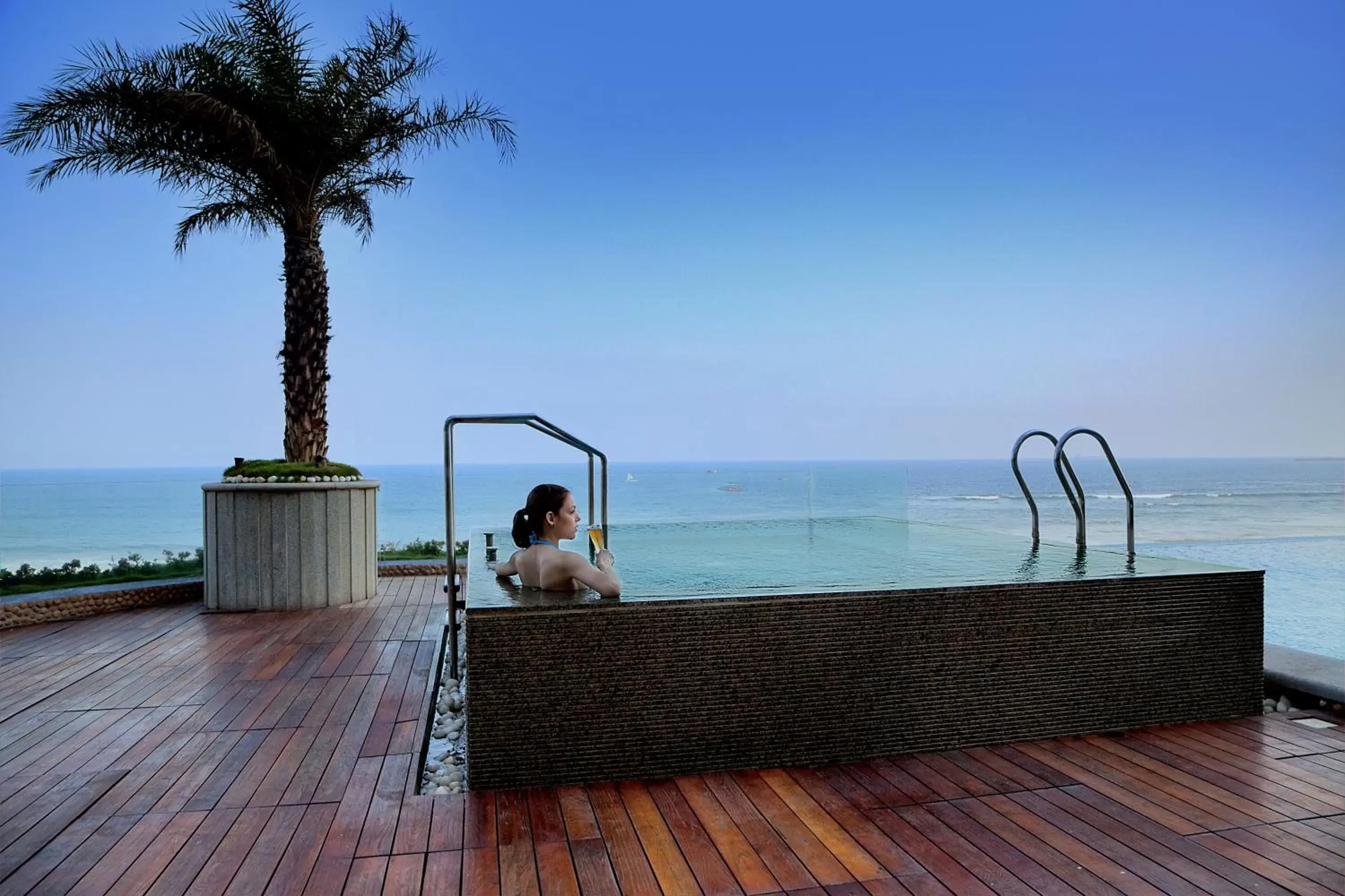 Balcony/Terrace in Novotel Visakhapatnam Varun Beach