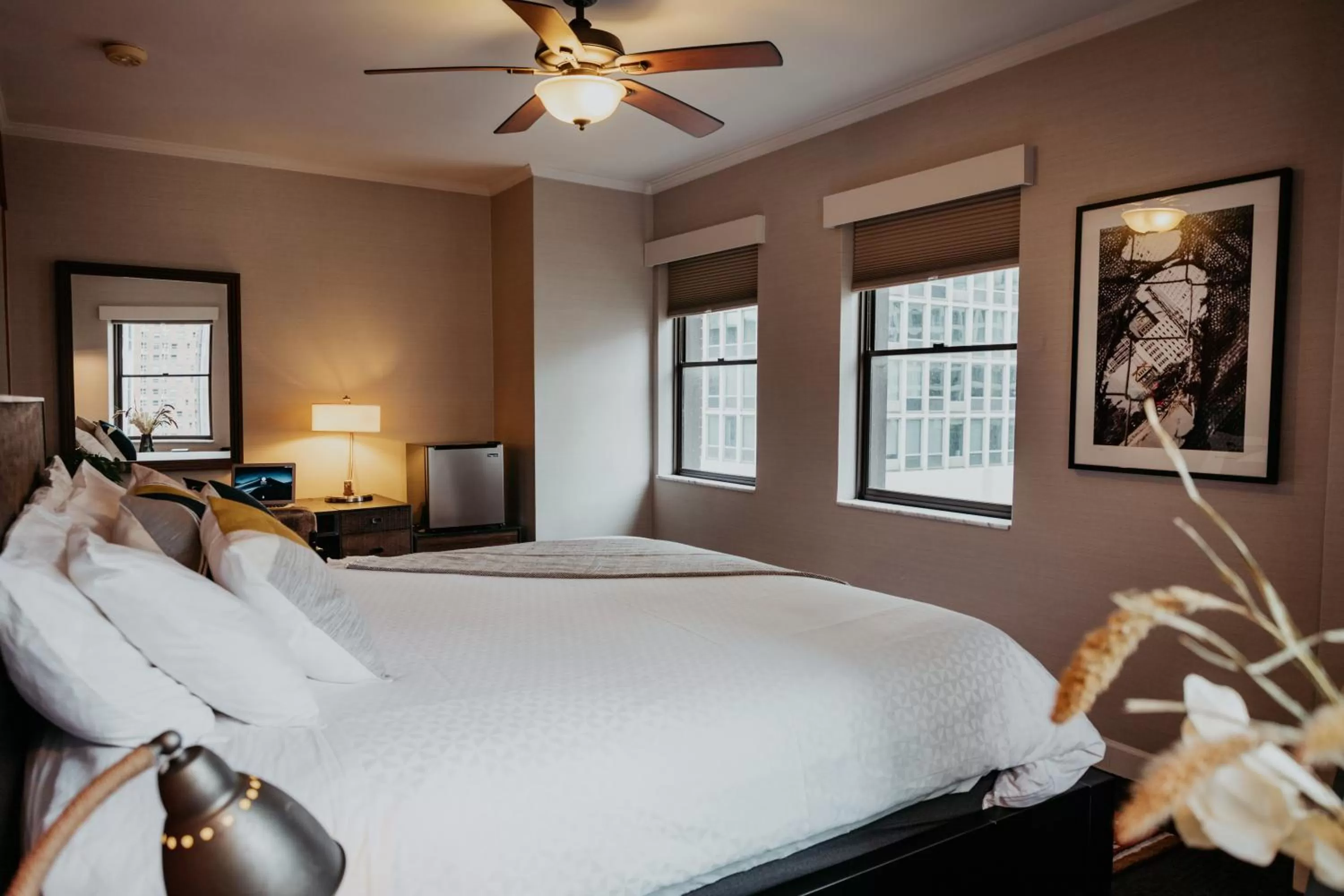 View (from property/room), Bed in Selina Chicago