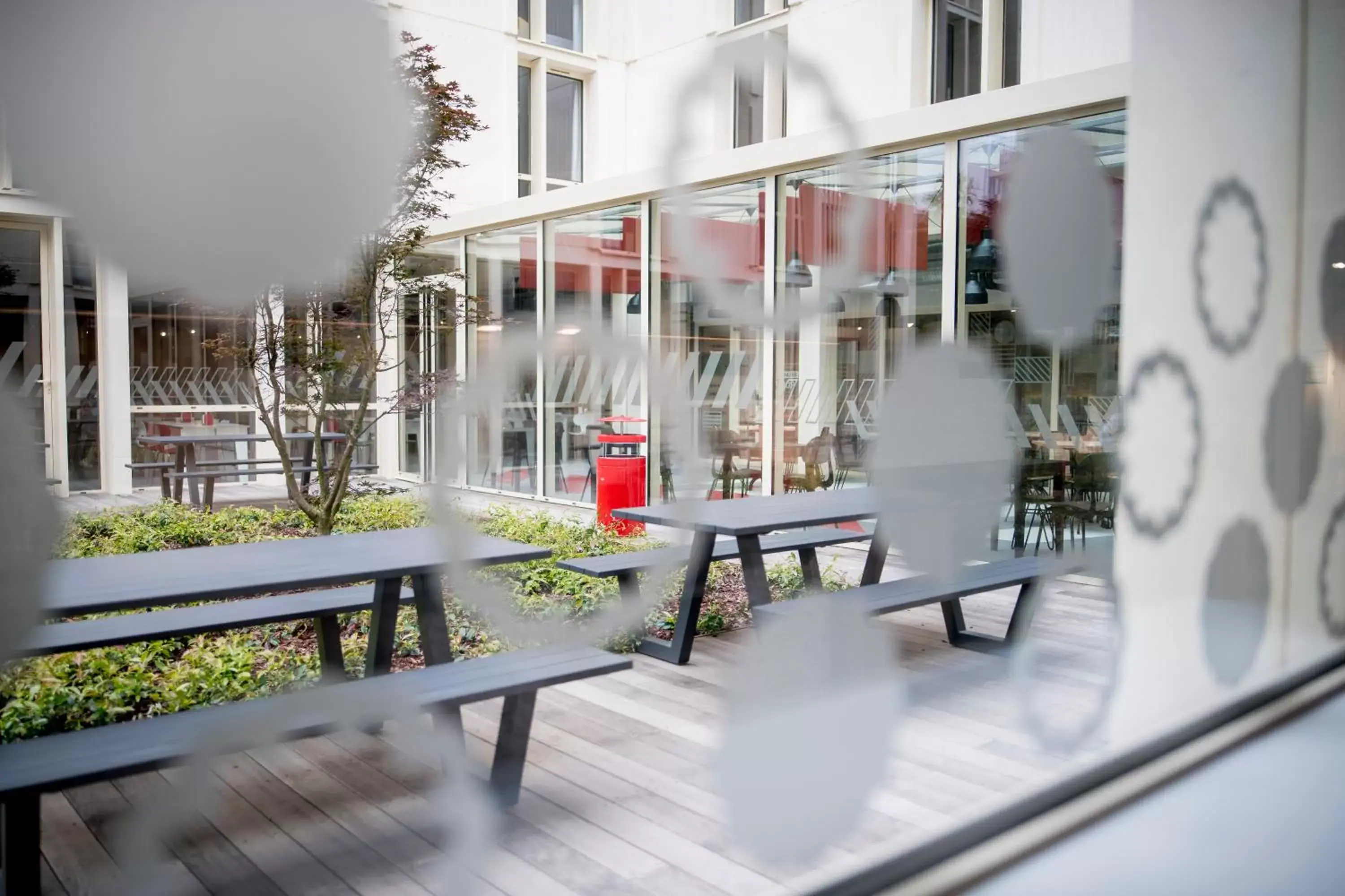 Balcony/Terrace in MEININGER Hotel Bordeaux Gare Saint-Jean