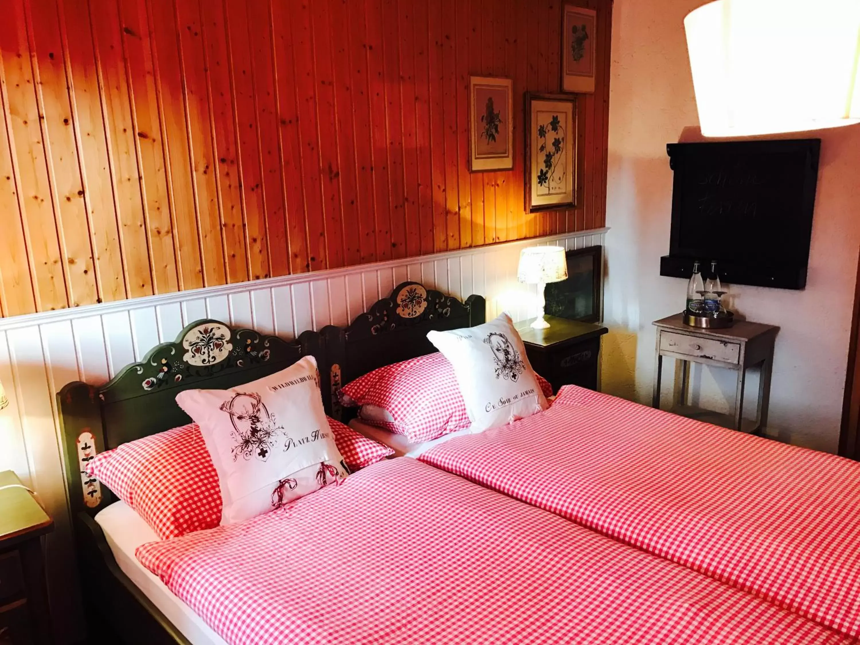 Double Room with Private Bathroom in Auberge de l'Assesseur - Mont-Soleil Double Room with Private Bathroom in Auberge de l'Assesseur - Mont-Soleil