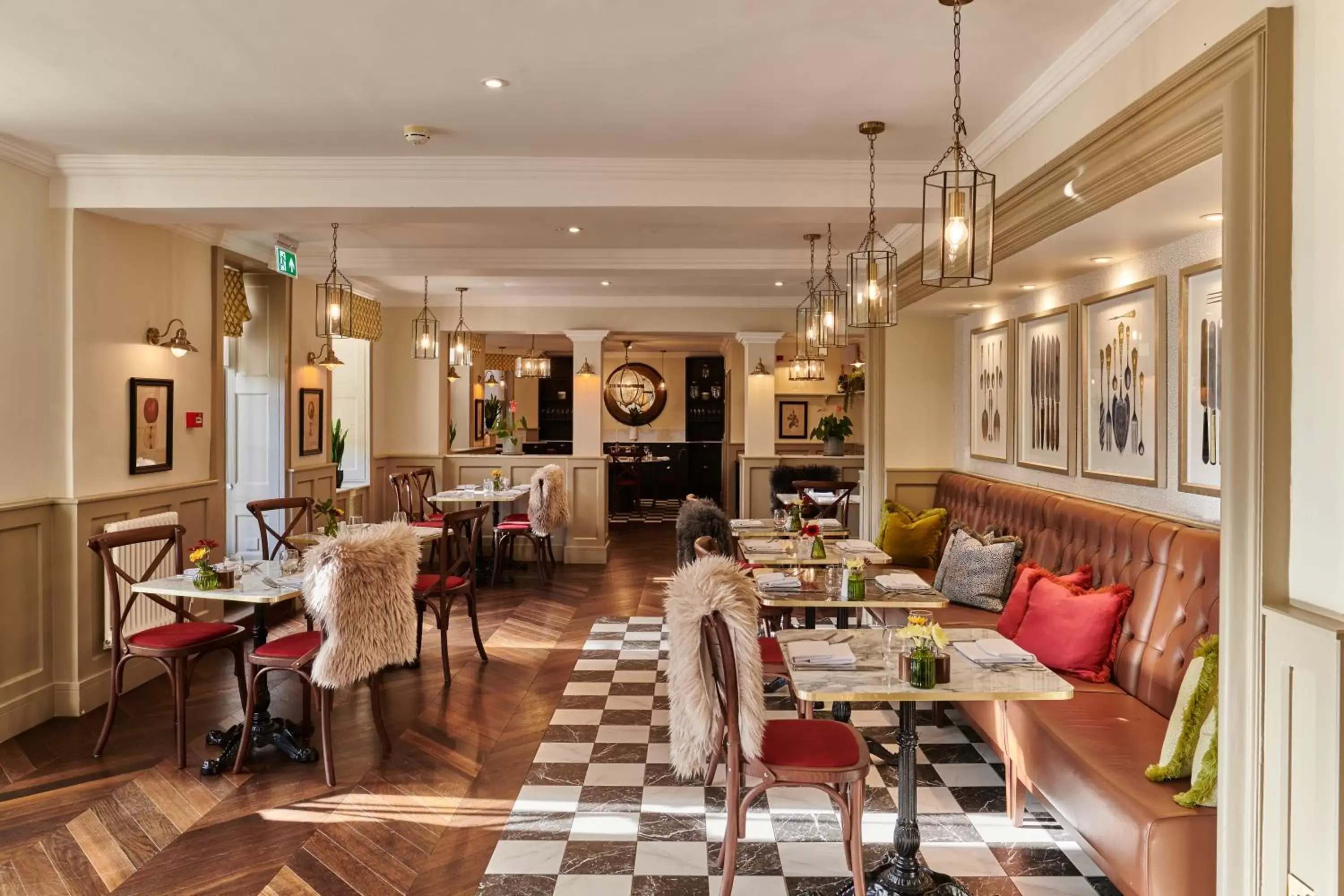 Restaurant/Places to Eat in Burnham Beeches Hotel