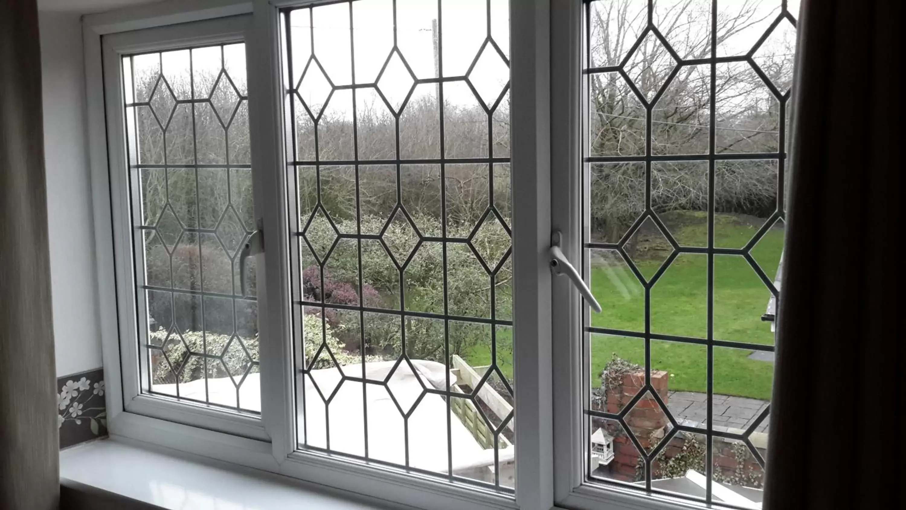 Garden view in The School House