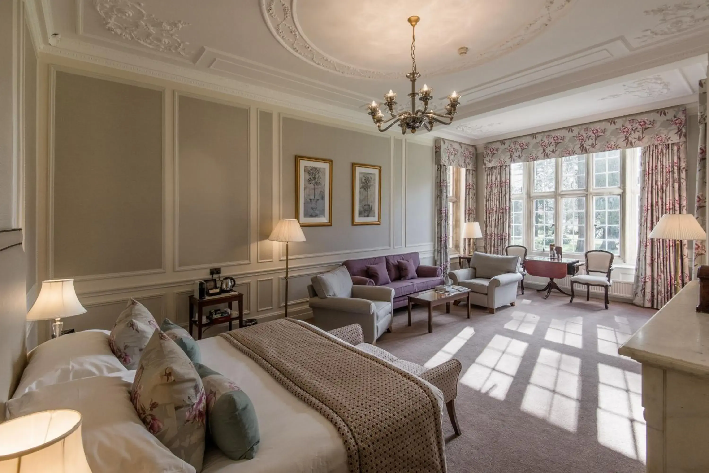 Photo of the whole room, Seating Area in Tylney Hall Hotel