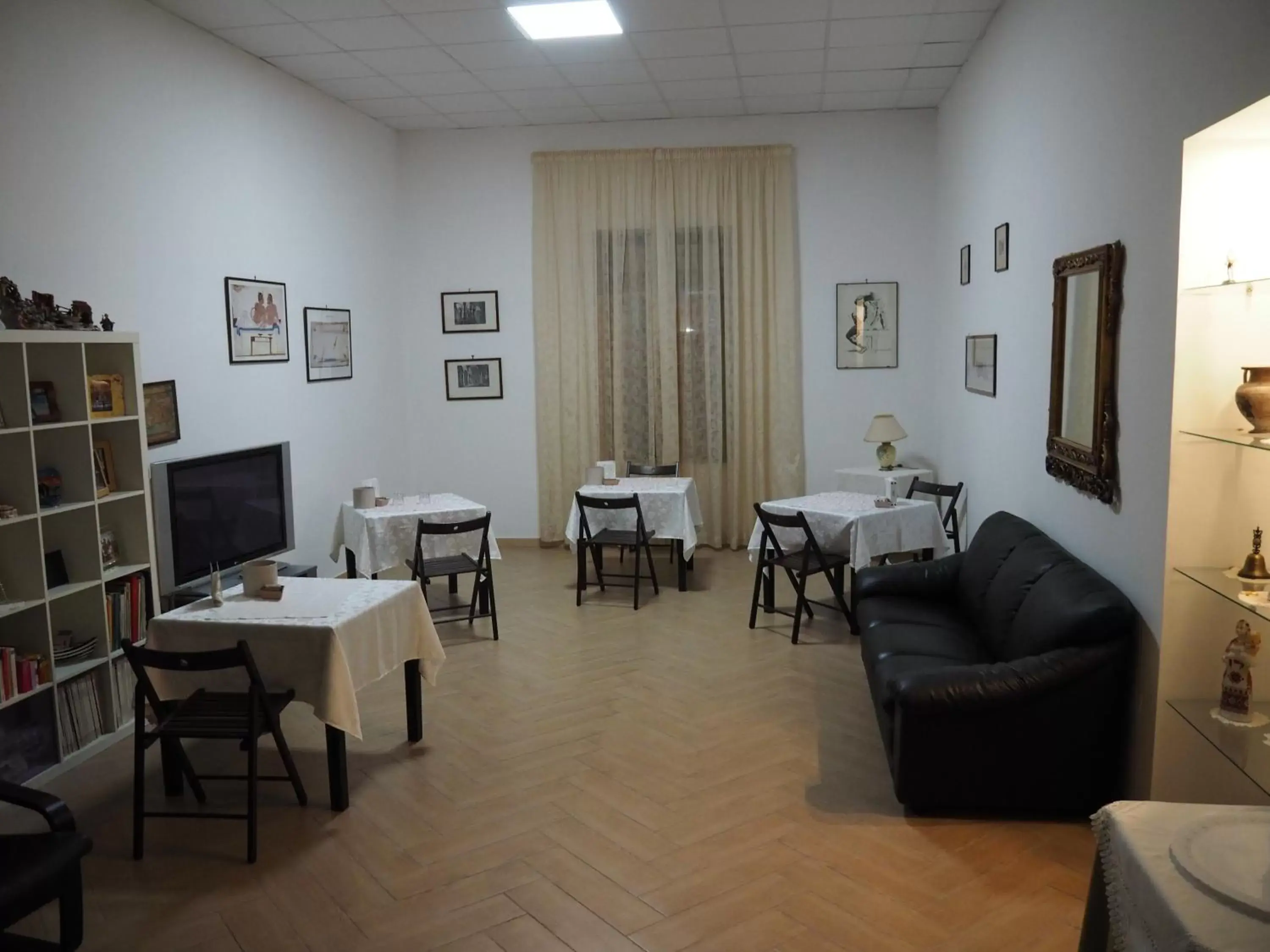 Communal lounge/ TV room, Restaurant/Places to Eat in Alle Antiche Terme