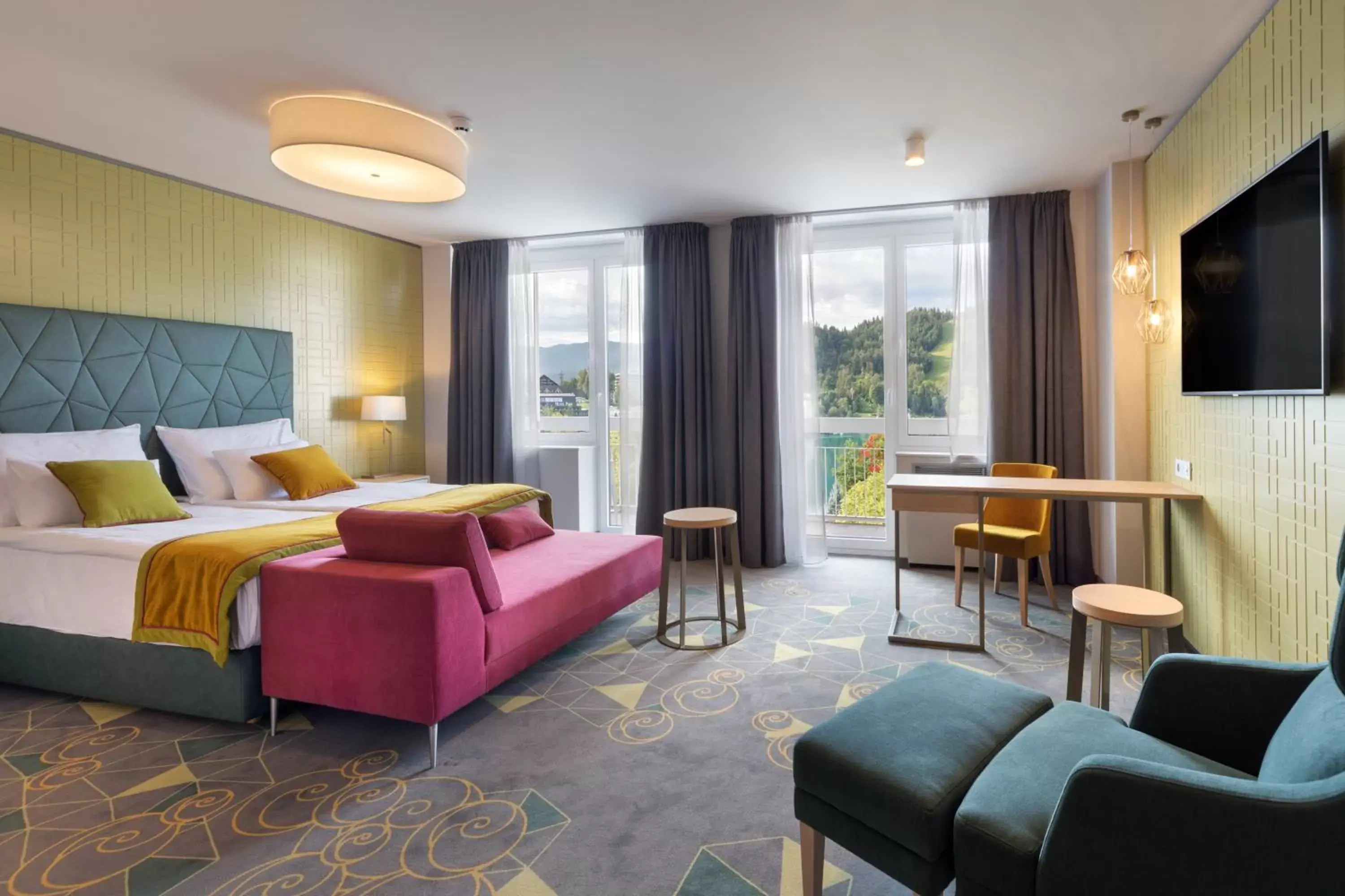 Photo of the whole room, Bed in Bled Rose Hotel Photo of the whole room, Bed in Bled Rose Hotel