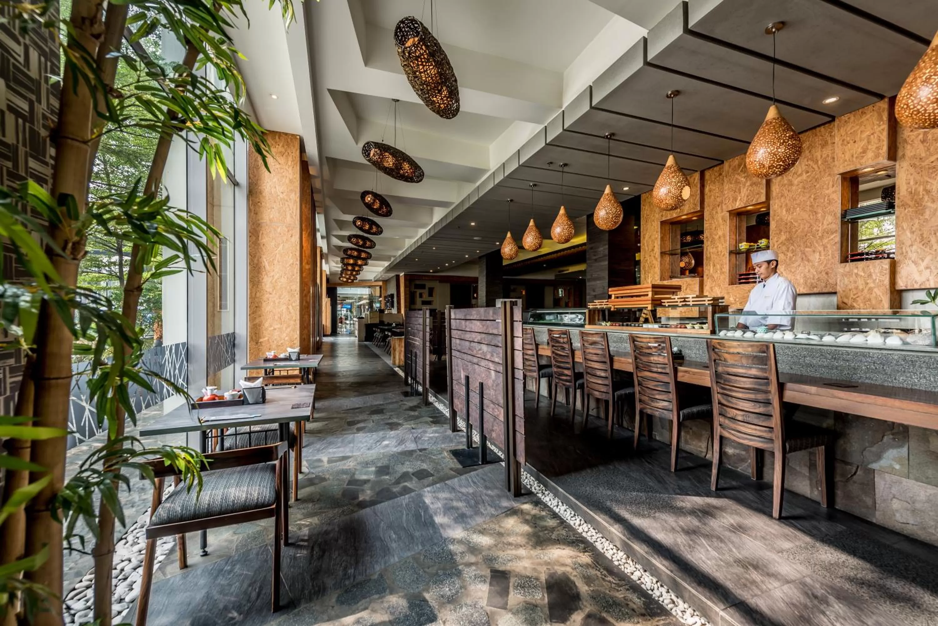 Restaurant/places to eat in Holiday Inn Cikarang Jababeka by IHG