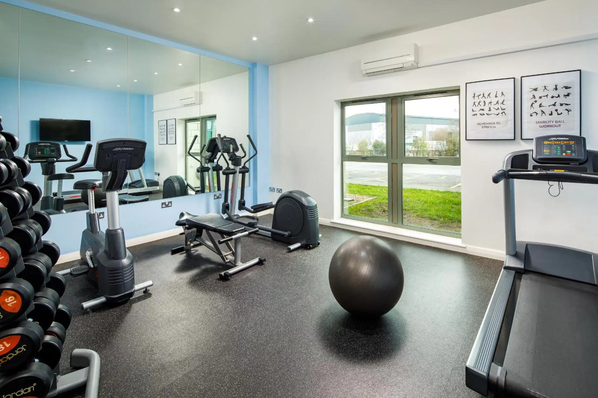 Fitness centre/facilities, Fitness Center/Facilities in Mercure Sheffield Parkway