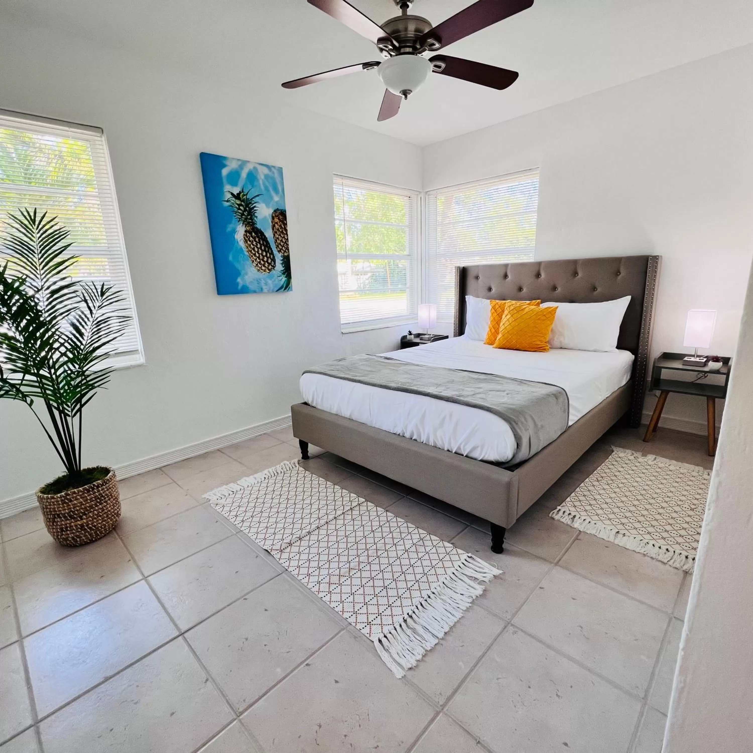 Bed in CocoBay 2BR Condos Near Beach, Galleria Mall, Wilton Manors, Cruise Port