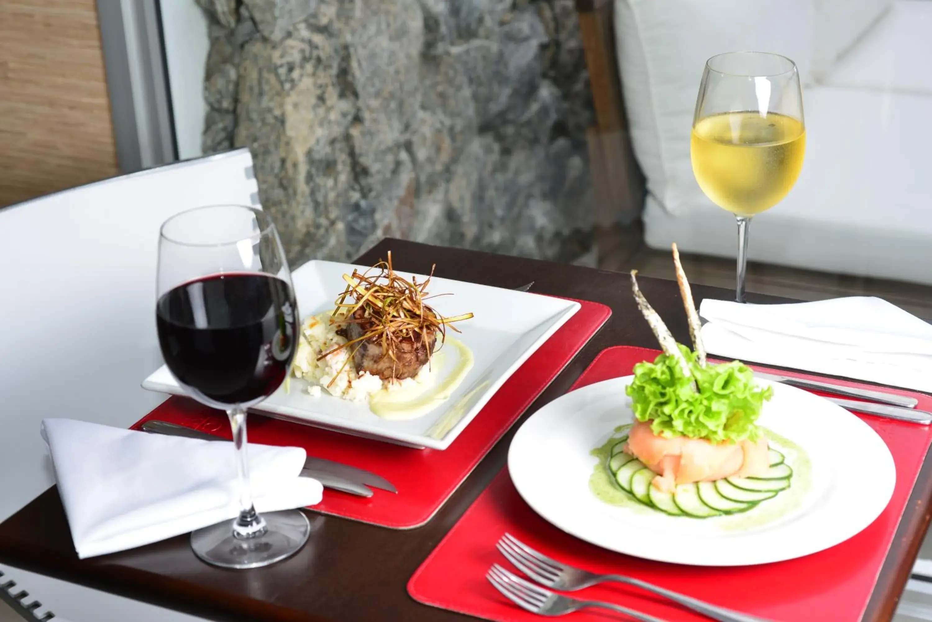 Restaurant/places to eat in Real Colonia Hotel & Suites Restaurant/places to eat in Real Colonia Hotel & Suites