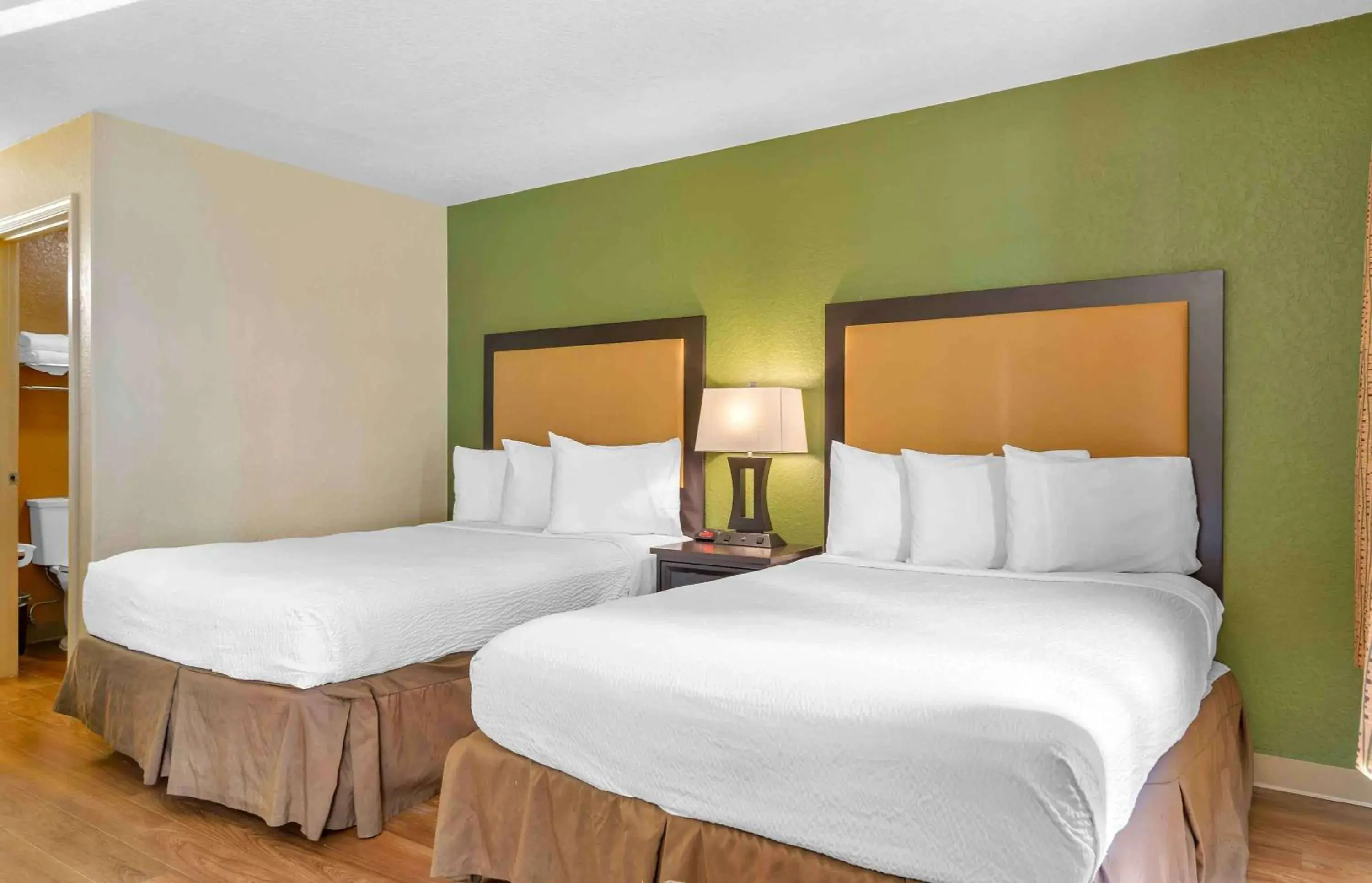 Bedroom, Bed in Extended Stay America Suites - Raleigh - RTP - 4919 Miami Blvd