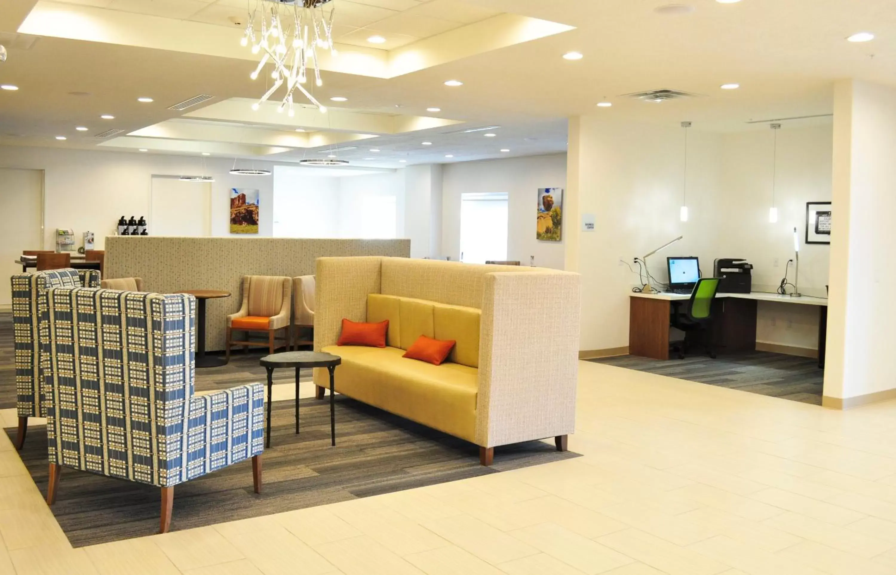 Property building, Lobby/Reception in Holiday Inn Express & Suites Price, an IHG Hotel