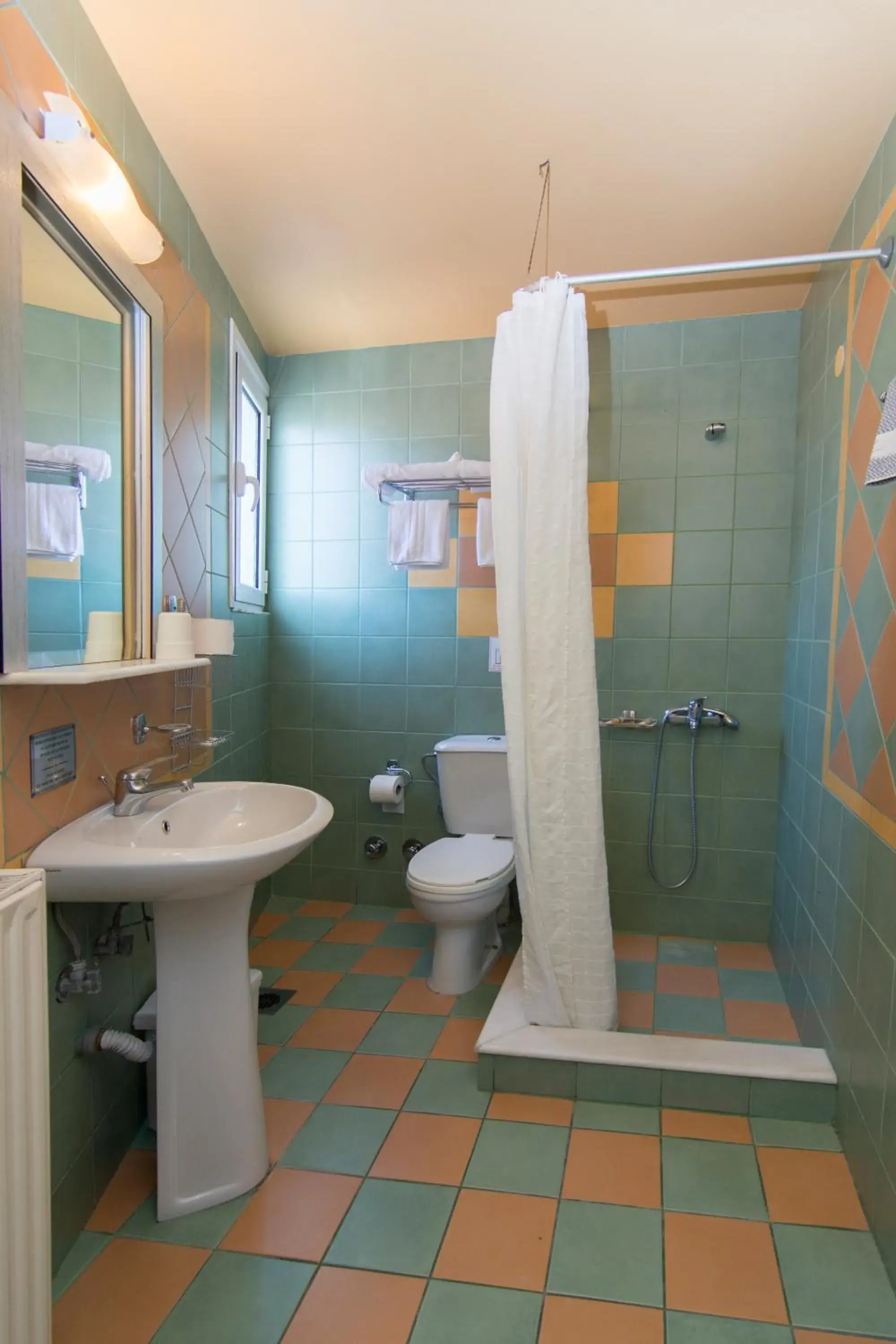 Bathroom in San Nectarios