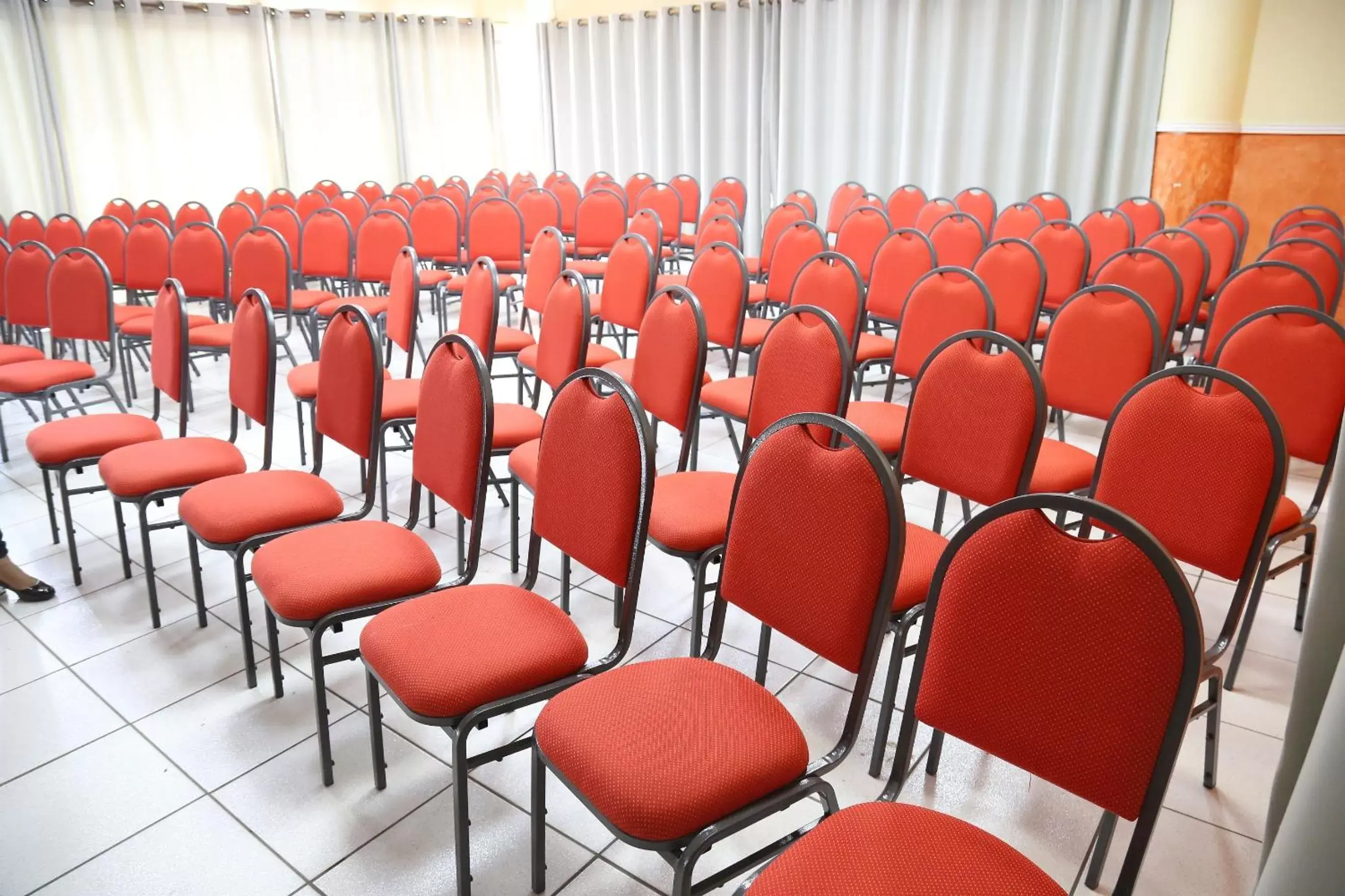 Banquet/Function facilities, Business Area/Conference Room in Larison Hotéis - Ji-Paraná