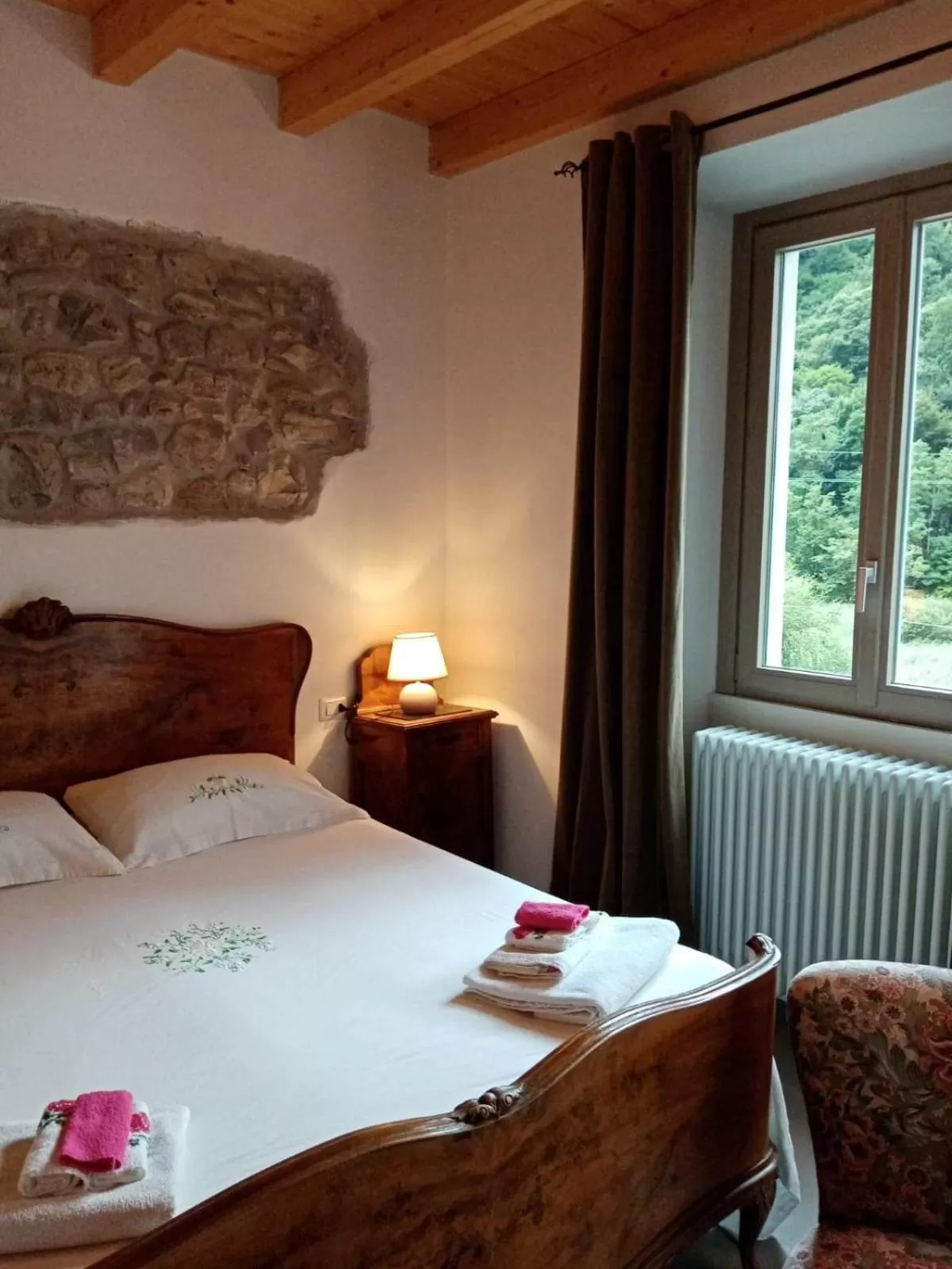 Bedroom, Bed in B&B La Corte del Segrino