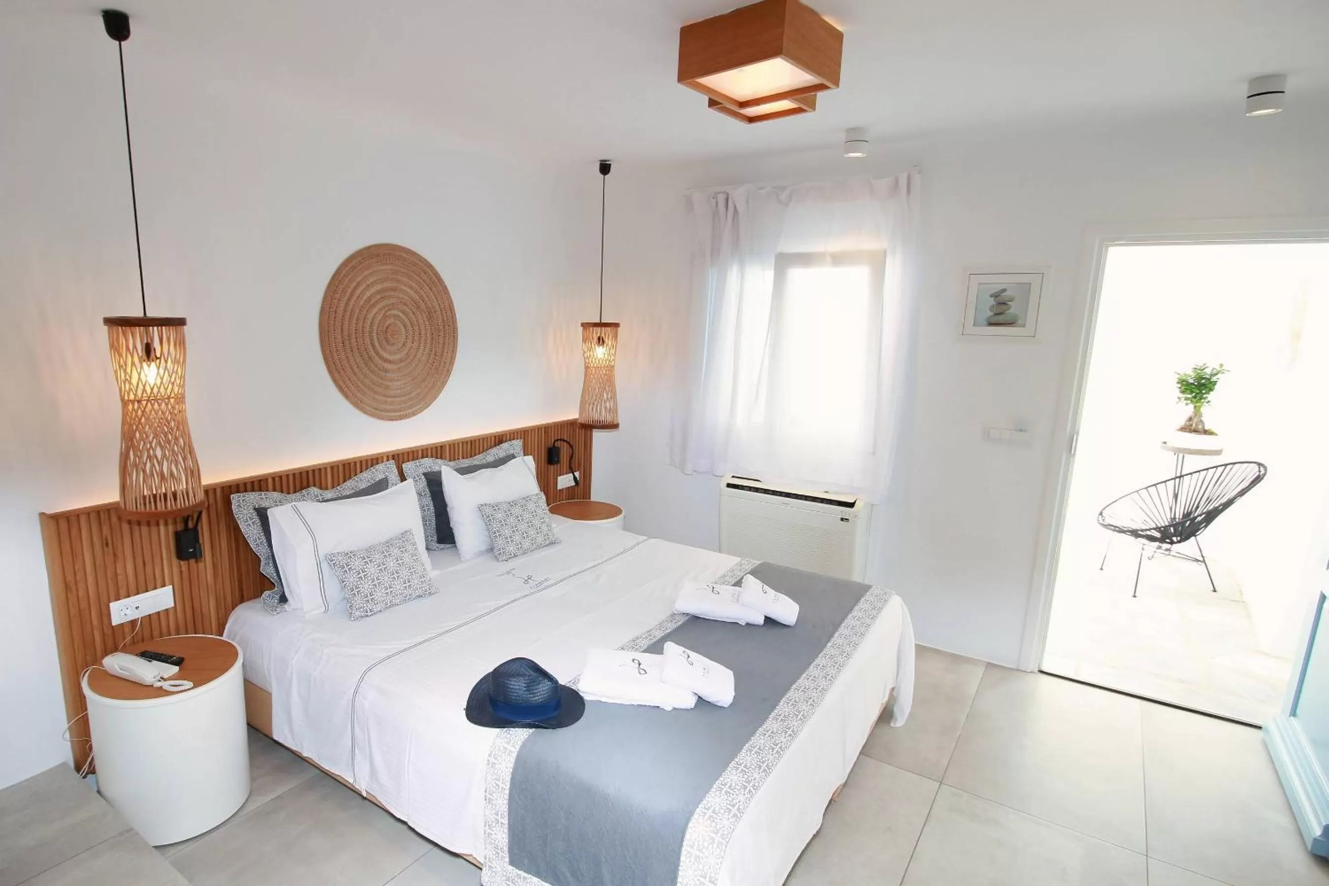 Bed in Harmony Boutique Hotel