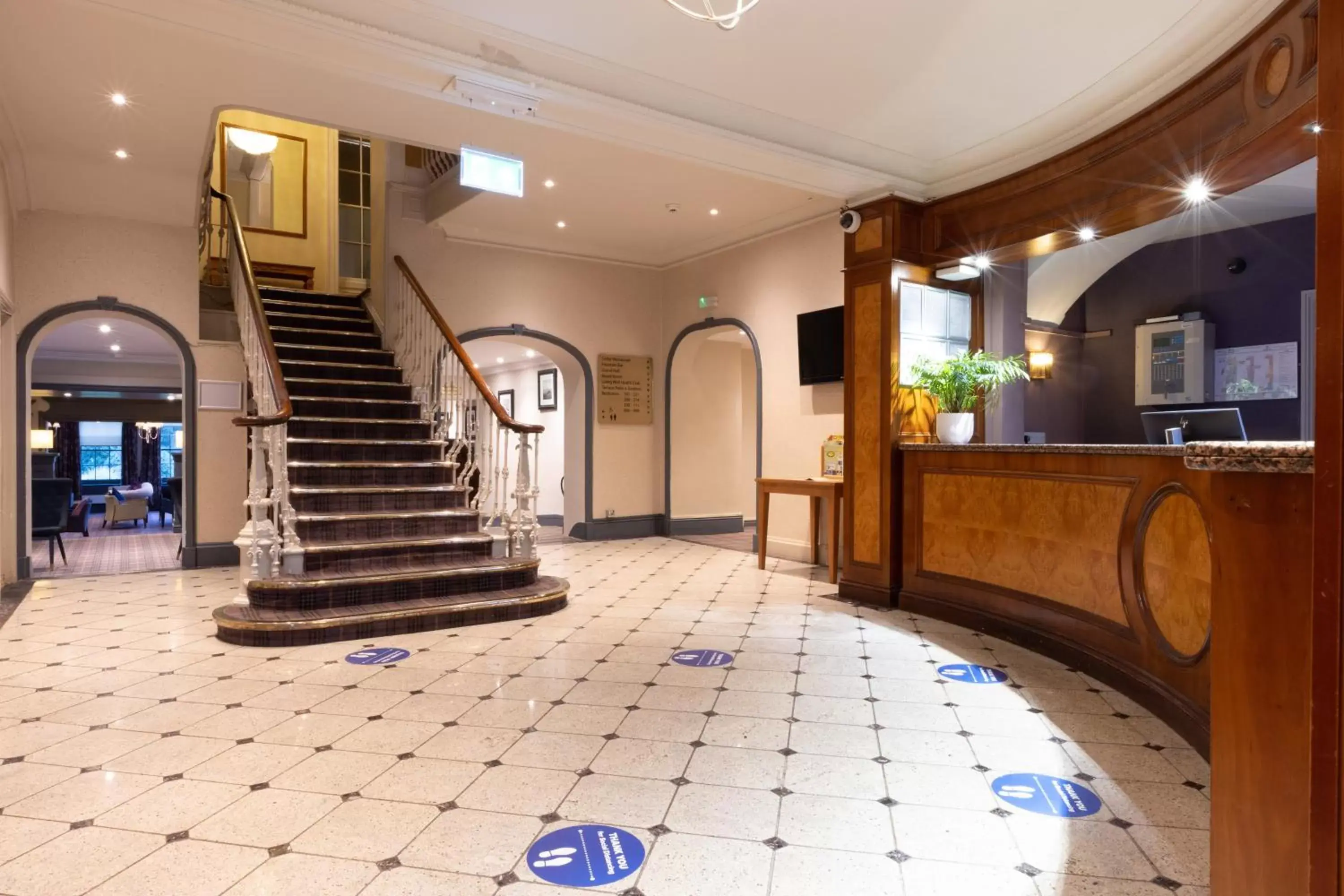 Lobby or reception, Lobby/Reception in Avisford Park Hotel