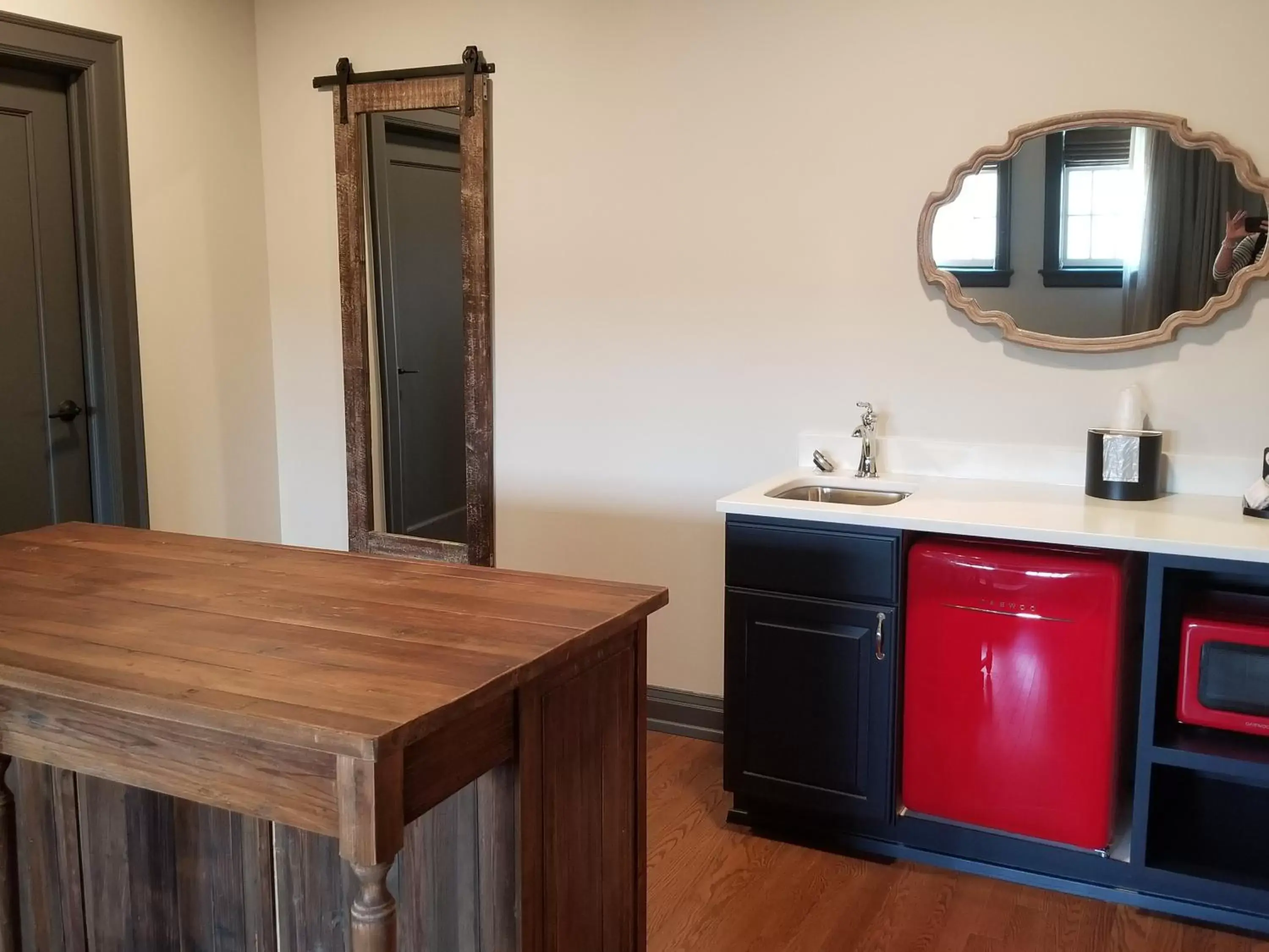 Dining area, Bathroom in The Stella Hotel & Ballroom